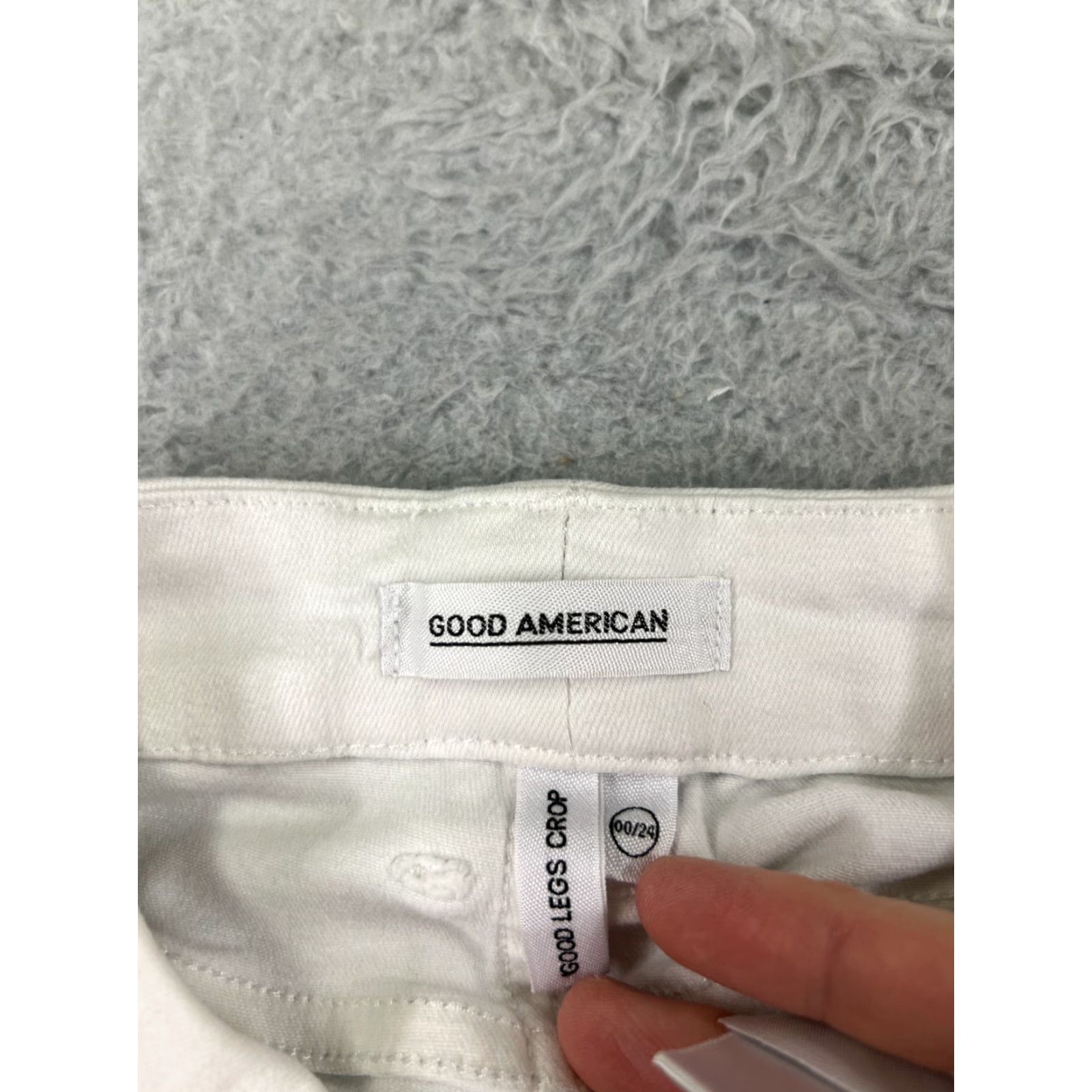 Good American Good American White Jeans Womens 00 Skinny Crop 5-Pocket Denim Stretch Slimming Regular Inseam 26 Modern London Style Womens Size 24" / US 00 / IT 34 - 3 Thumbnail