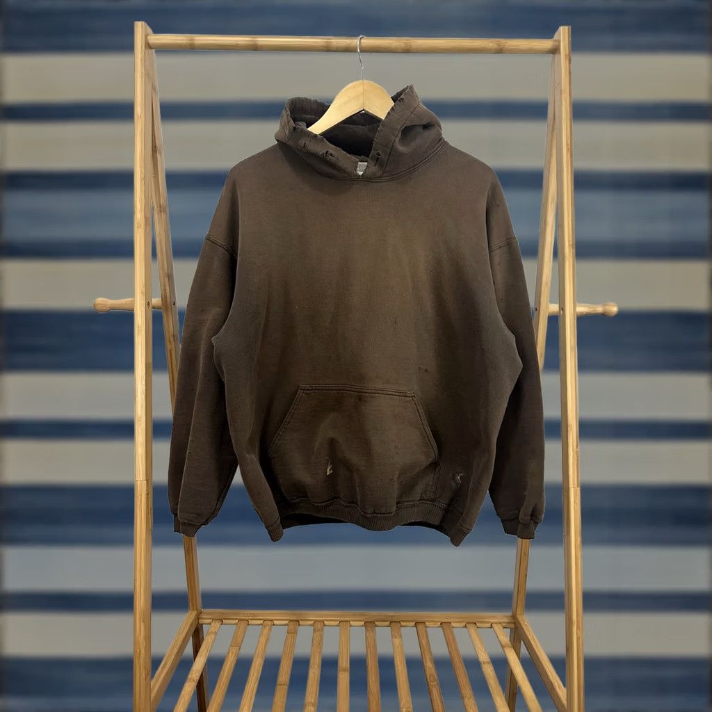 Gildan VINTAGE Gildan Hoodie Main Selling Point: Grunge Distressed Worn WIP Boxy Brown L Mens Shirt Size US L / EU 52-54 / 3 - 1 Thumbnail