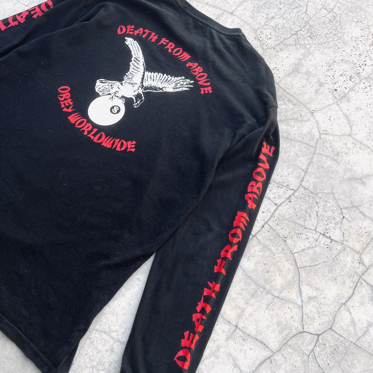 Obey × Shepard Fairey Obey worldwide death from above crazy backhit design tshirt Size US L / EU 52-54 / 3 - 3 Thumbnail