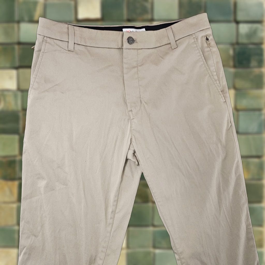 Vintage Birddogs Pants Mens 32x28 Khaki Beige Chino Stretch Casual Tech Tapered Pockets Zip Front Belt Loops Birddogs Built-in Liner Mens Size US 32 / EU 48 - 1 Thumbnail