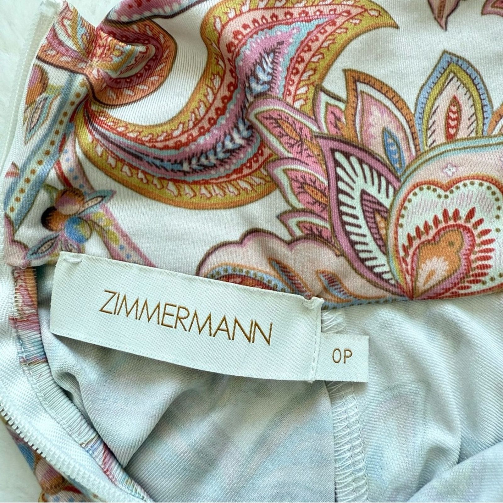 Zimmermann NEW ZIMMERMAN women long sleeve turtleneck size OP or S 390$ Size S / US 4 / IT 40 - 6 Thumbnail