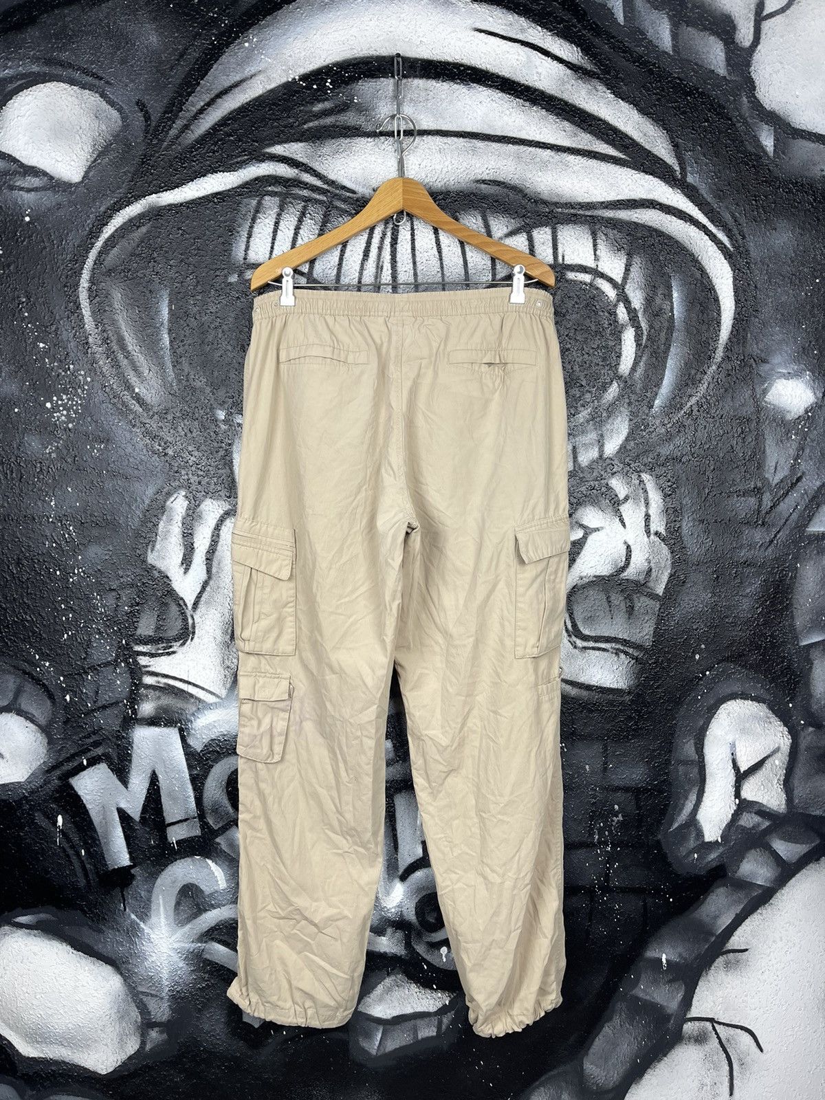 Nike × Vintage Y2K Nike Beige Cargo Pants Men’s Size L Size US 34 / EU 50 - 2 Thumbnail