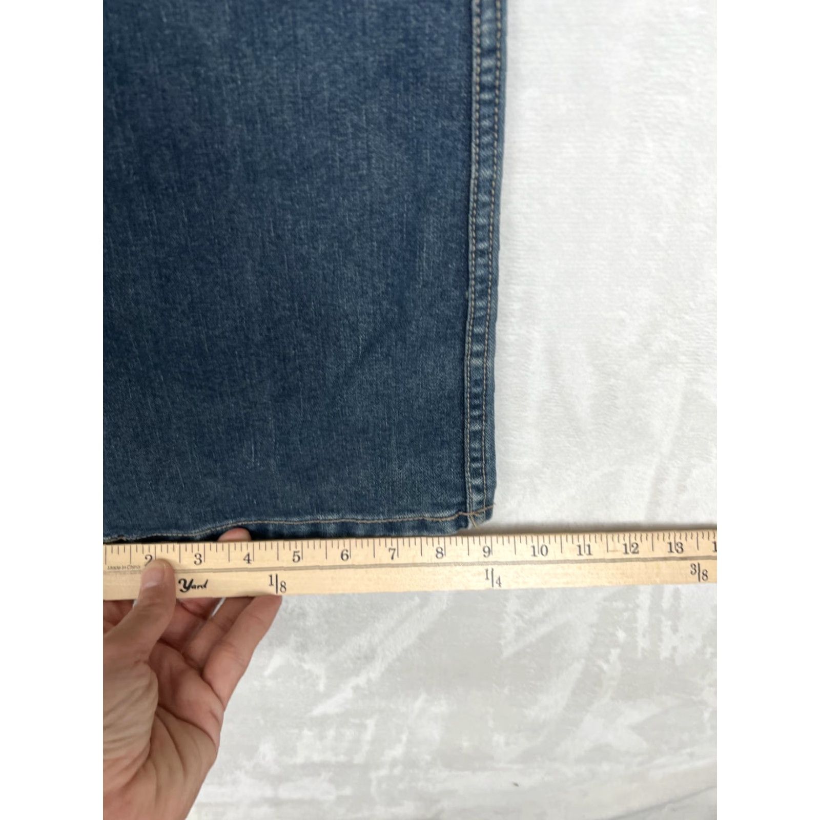 Hurley VINTAGE Hurley Jeans Women's 7 Medium Blue Bootcut Denim Mid Rise 32in Inseam 5-Pocket Womens Jeans Size 28" / US 6 / IT 42 - 4 Thumbnail
