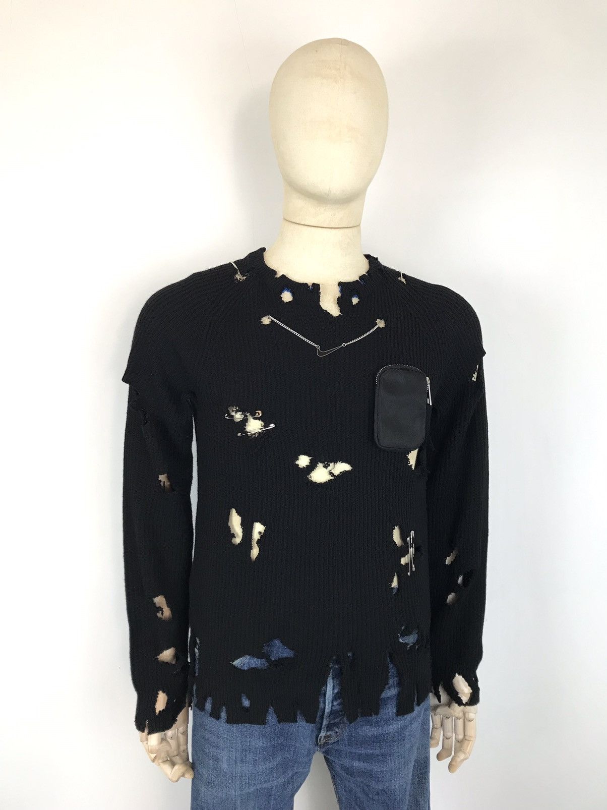 Designer × Nike ♻️1 OF 1 HANDMADE DISTRESSED AVANTGARDE KNITED SWEATER,NIKE Size US S / EU 44-46 / 1 - 2 Thumbnail