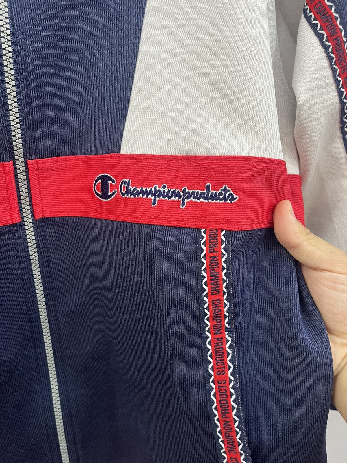 Champion Vintage Champion Tape Hoodie 90s Hip Hop Style Size US L / EU 52-54 / 3 - 5 Thumbnail