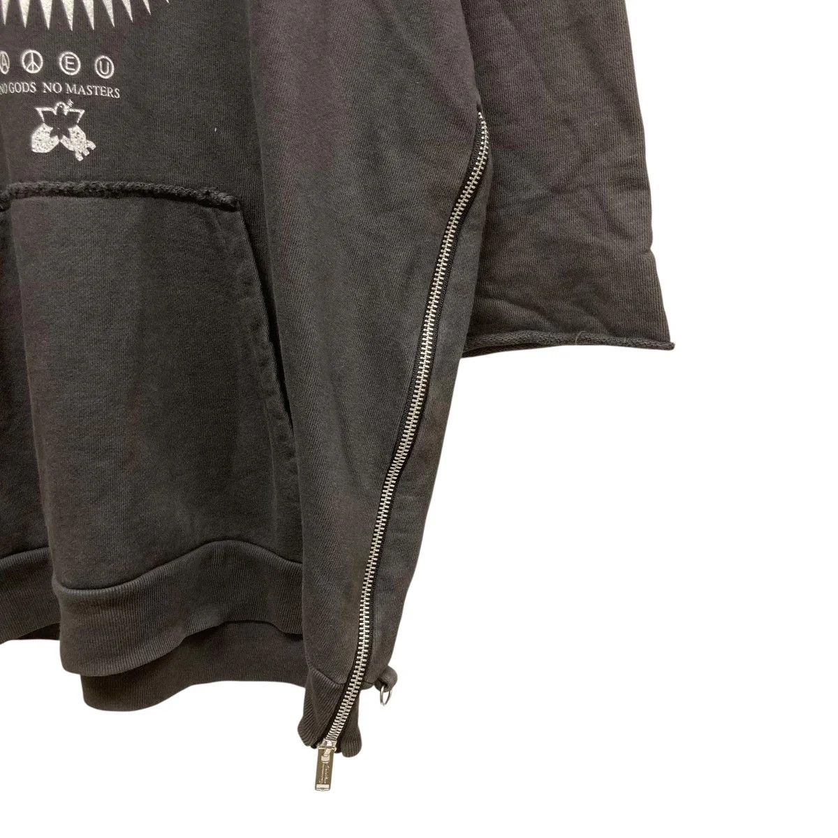 Undercover "No Gods No Masters" Giz 3/4 Sleeve Hoodie Size US M / EU 48-50 / 2 - 3 Thumbnail