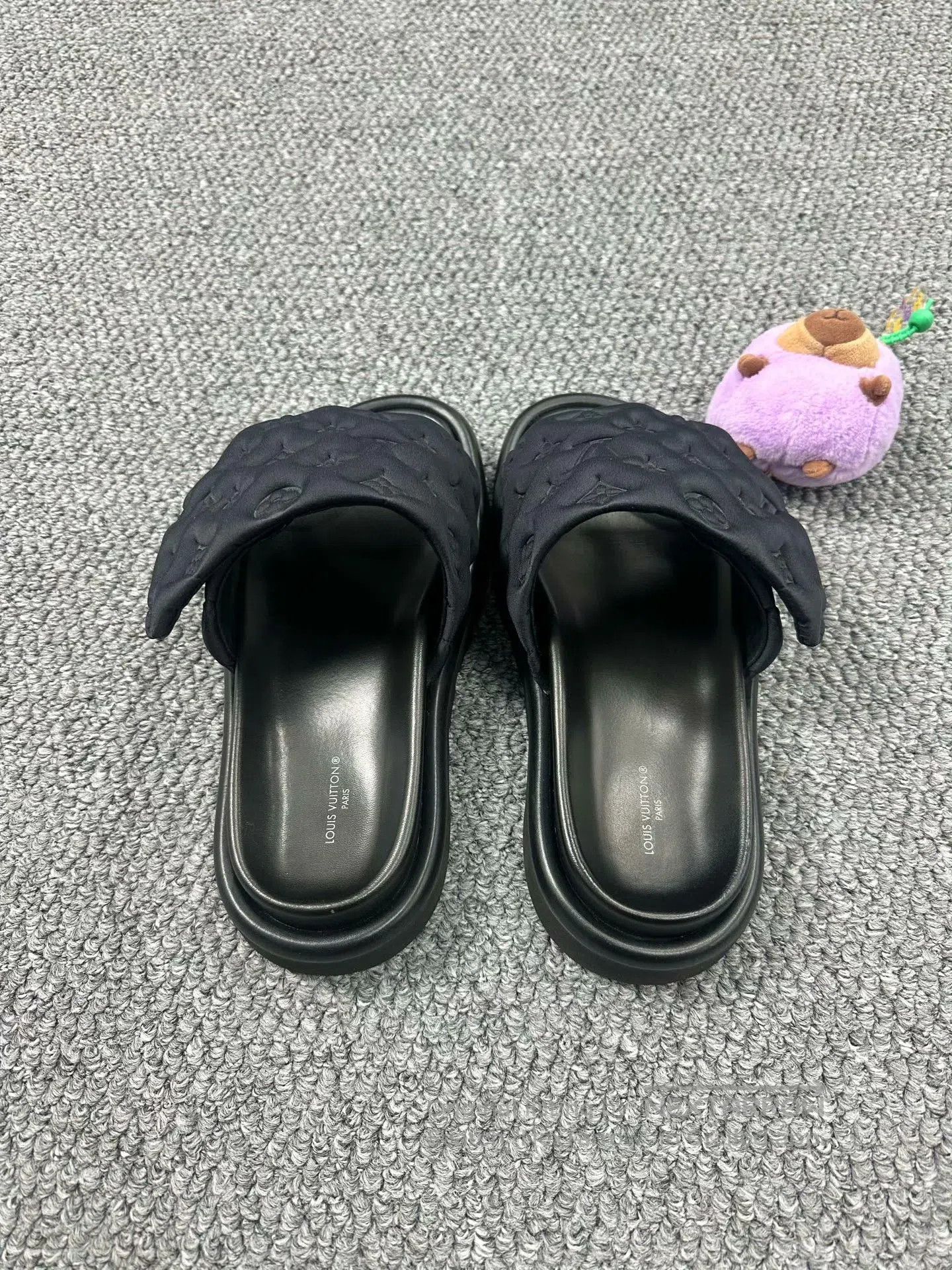 Louis Vuitton Louis Vuitton Black Raised Full Print Magic Tape Slippers| Size US 8.5 / IT 38.5 - 4 Thumbnail