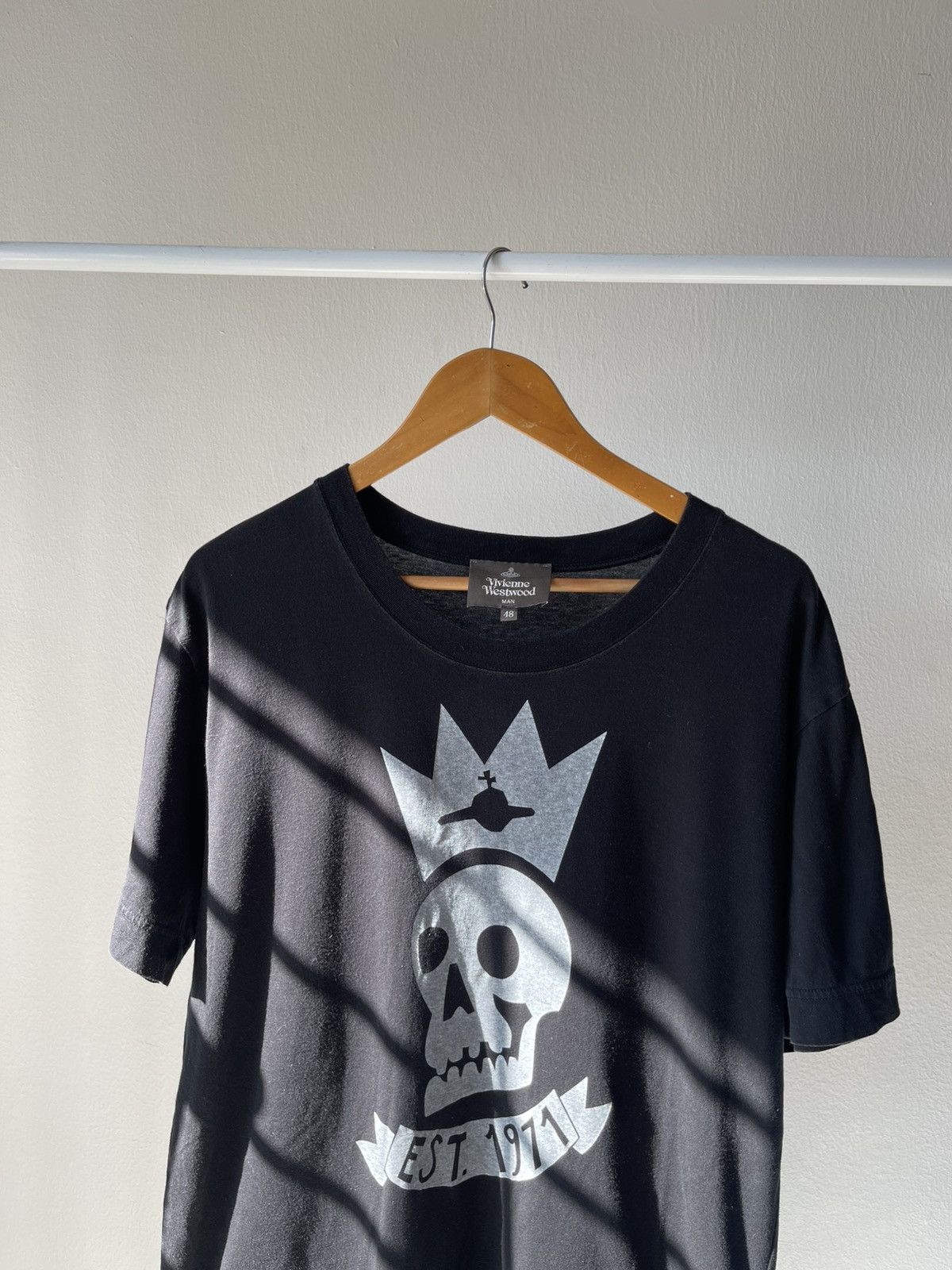 Vivienne Westwood Vivienne Westwood Skull Crown Tee Size US L / EU 52-54 / 3 - 3 Thumbnail