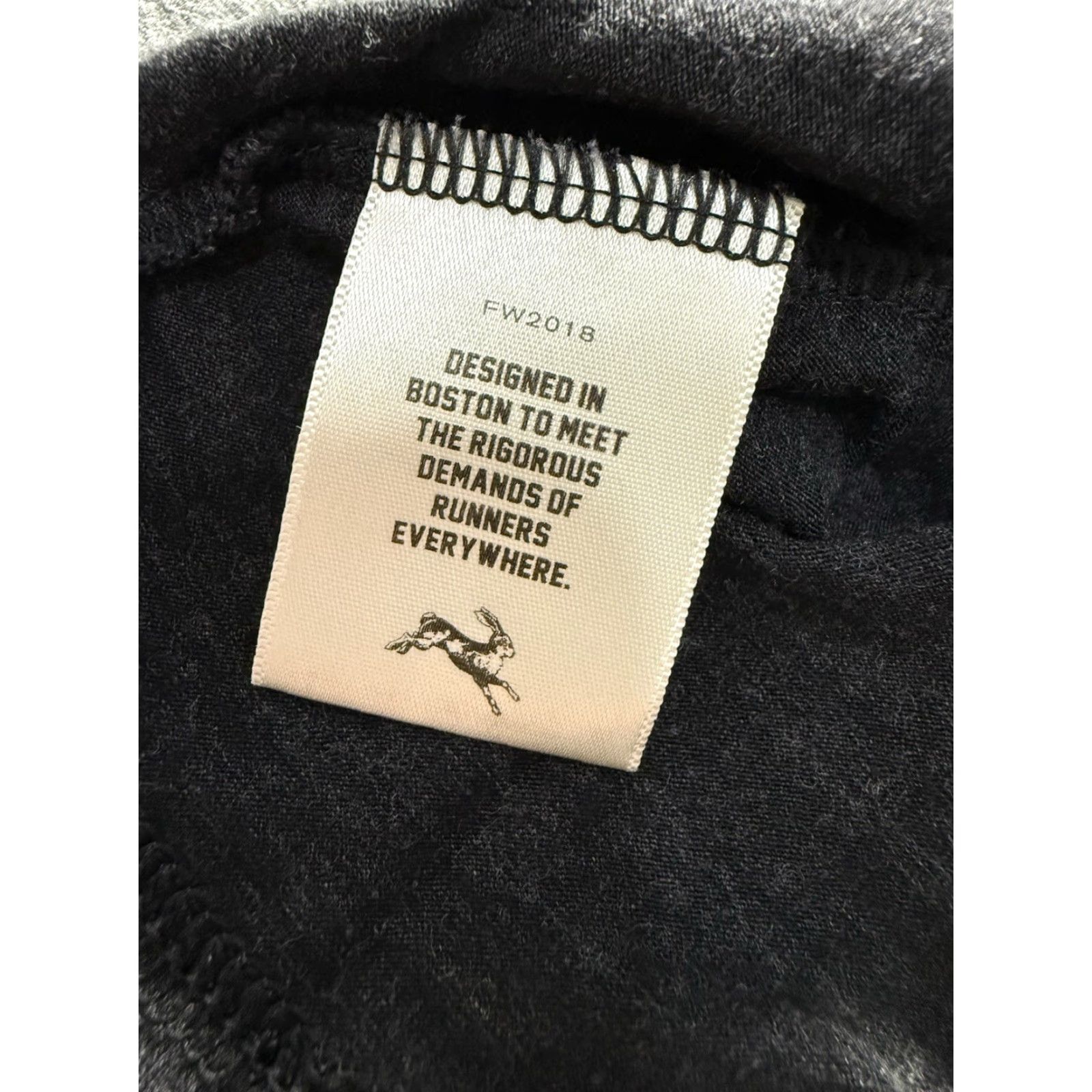 Layer 8 Tracksmith Womens Merino Wool Base Layer Long Sleeve Pullover XS Gray Running Size XS / US 0-2 / IT 36-38 - 7 Thumbnail