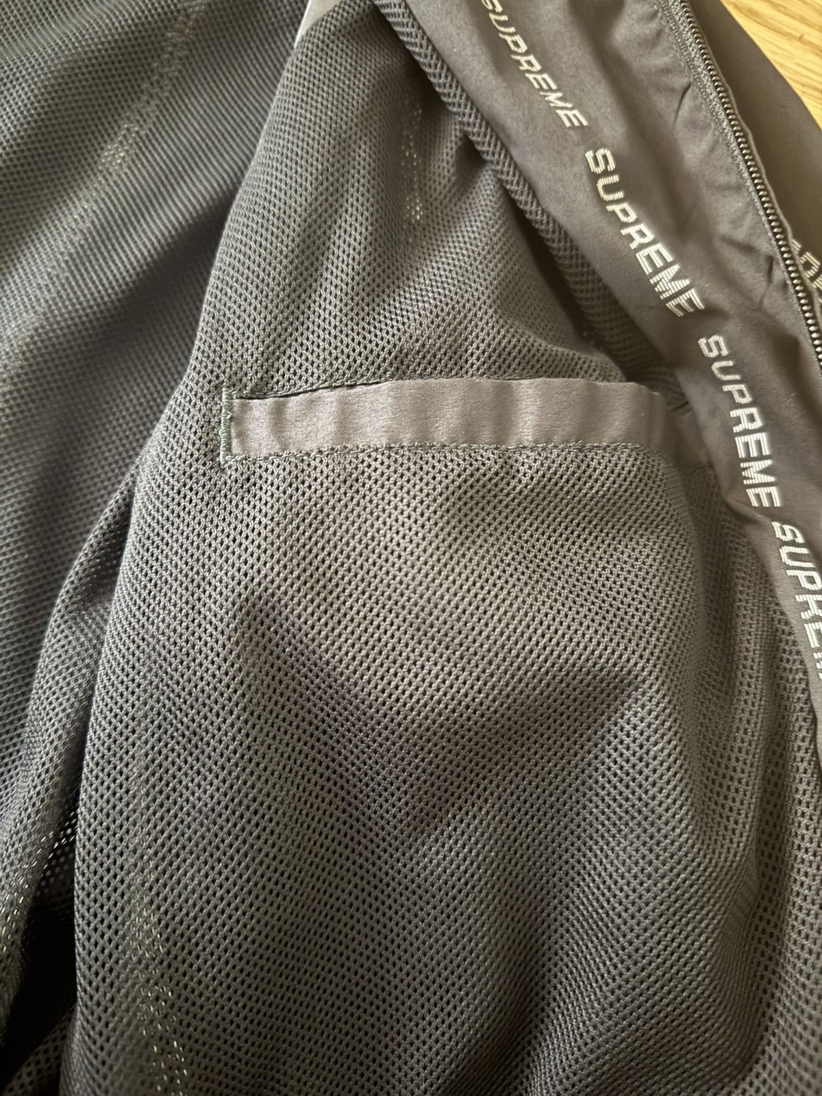 Supreme Supreme Reflective Text Track Jacket - Black Size Medium Size US M / EU 48-50 / 2 - 6 Thumbnail