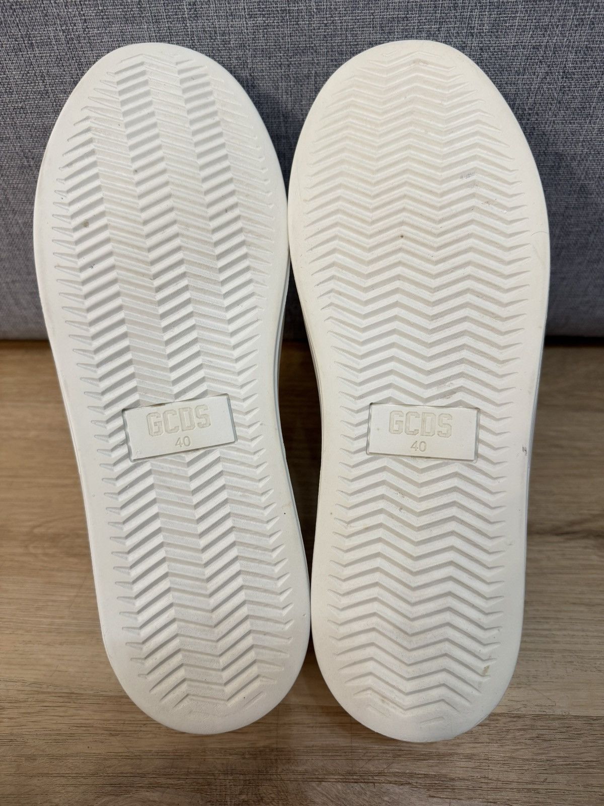 GCDS GCDS Monogram Jacquard Low Top Sneakers size 40 Size US 10 / IT 40 - 11 Thumbnail