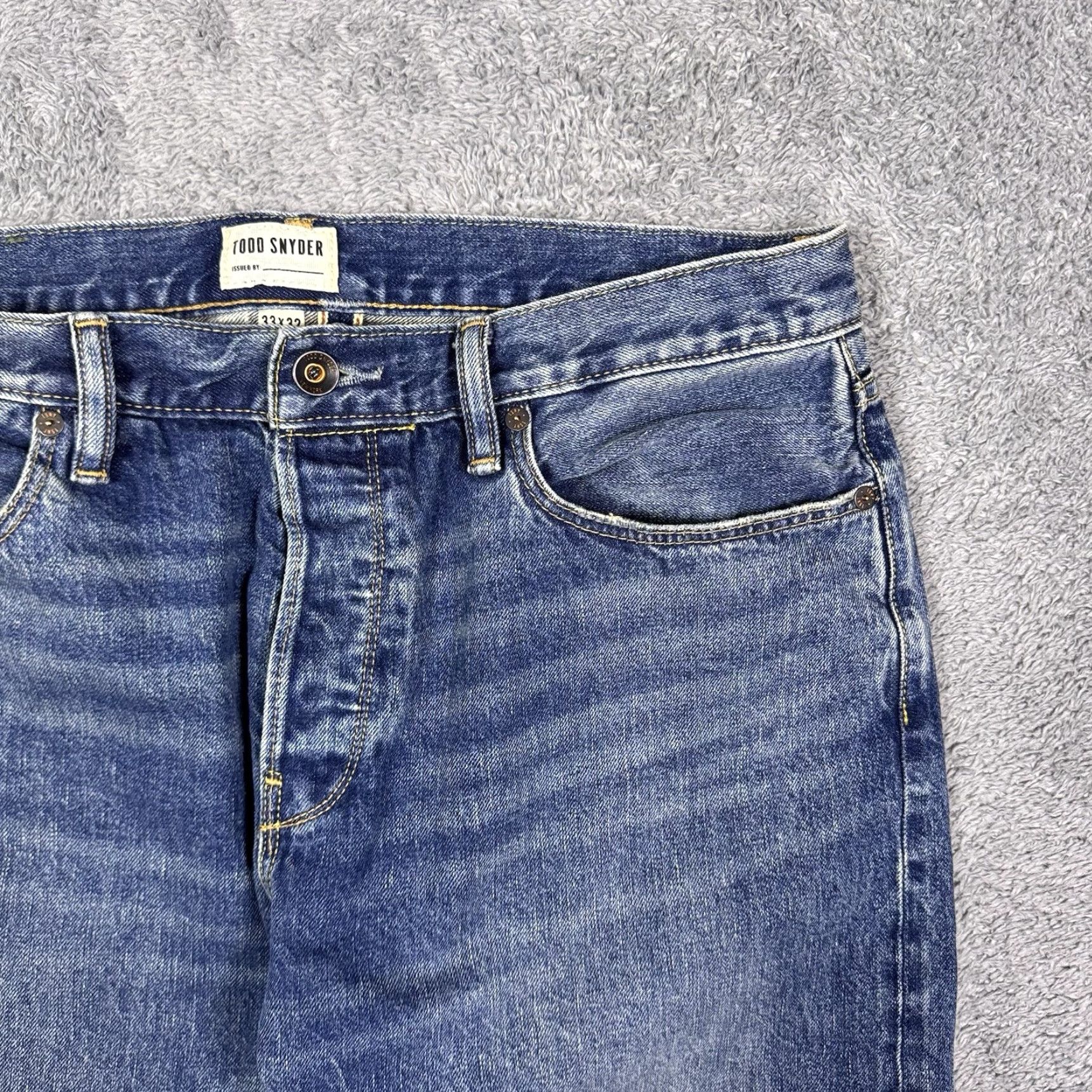 Todd Snyder Todd Snyder Jeans Men’s 33x32 Button Fly Selvedge Denim Blue 12.5oz Distressed Slim Straight 5-Pocket Regular Rise Mens Regular Fit Vintage Style Size US 33 - 6 Thumbnail