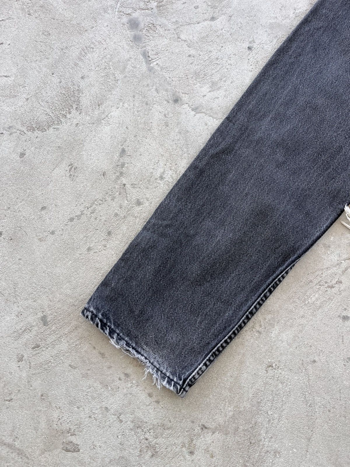Levi's Vintage Levis 505 Denim Jeans 38x30 Grey Straight Fit Size US 38 / EU 54 - 11 Thumbnail