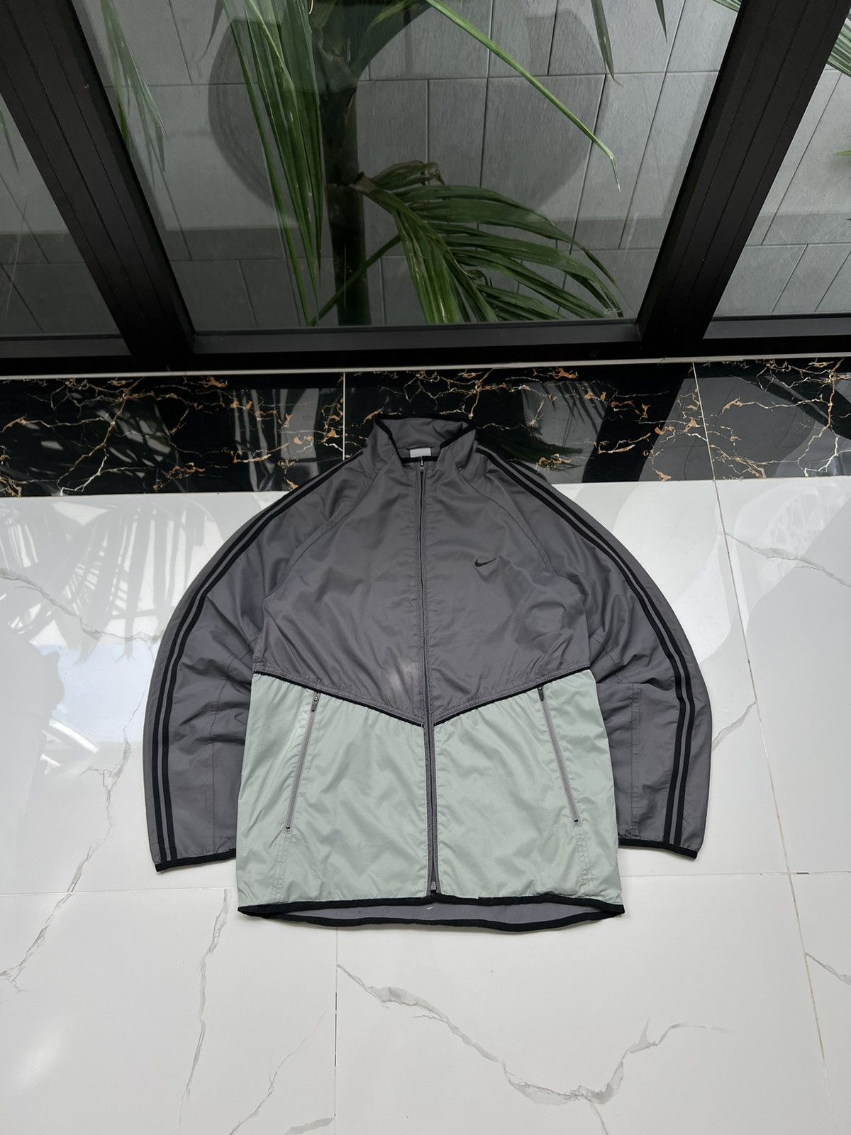 Nike × Vintage 90's NIKE RETRO RARE Y2K SWOOSH LOGO TRACK JACKET Size US M / EU 48-50 / 2 - 2 Thumbnail