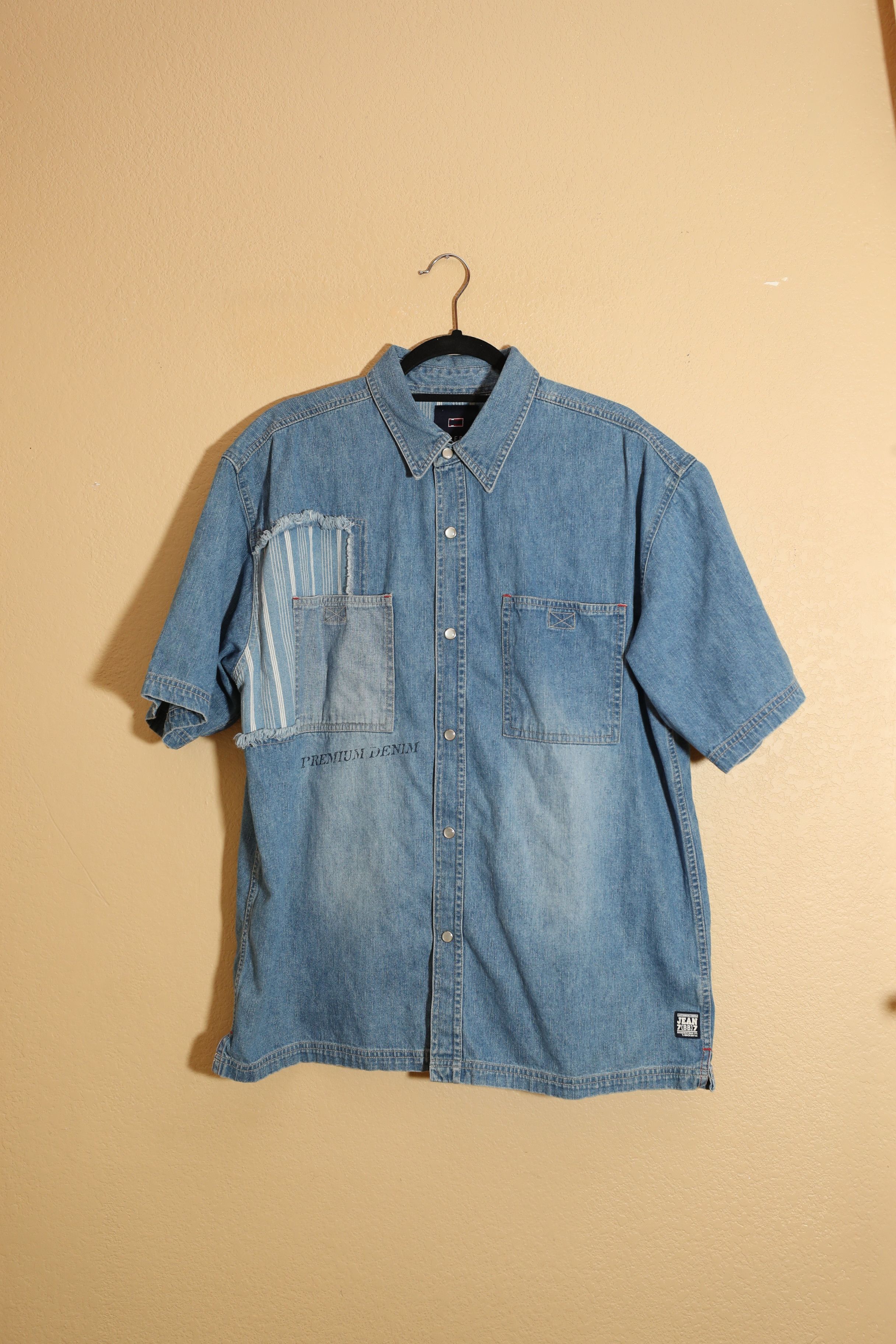 Bugle Boy Bugle Boy Premium Denim Button Down Shirt (L) Size US L / EU 52-54 / 3 - 1 Thumbnail