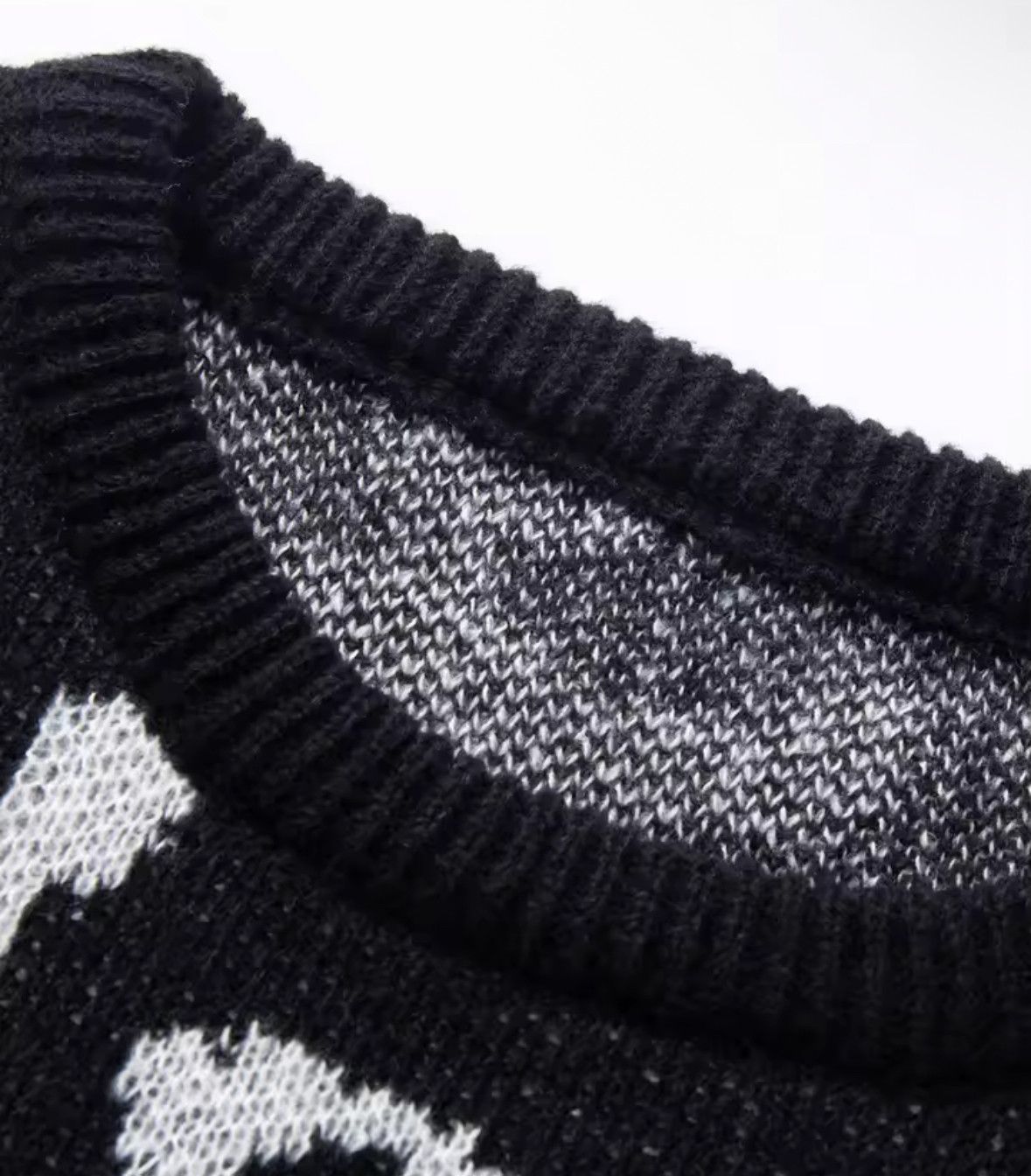 Japanese Brand Piggy Bear Pattern Sweater Jacquard Knitted Sweatshirt Size US S / EU 44-46 / 1 - 3 Thumbnail
