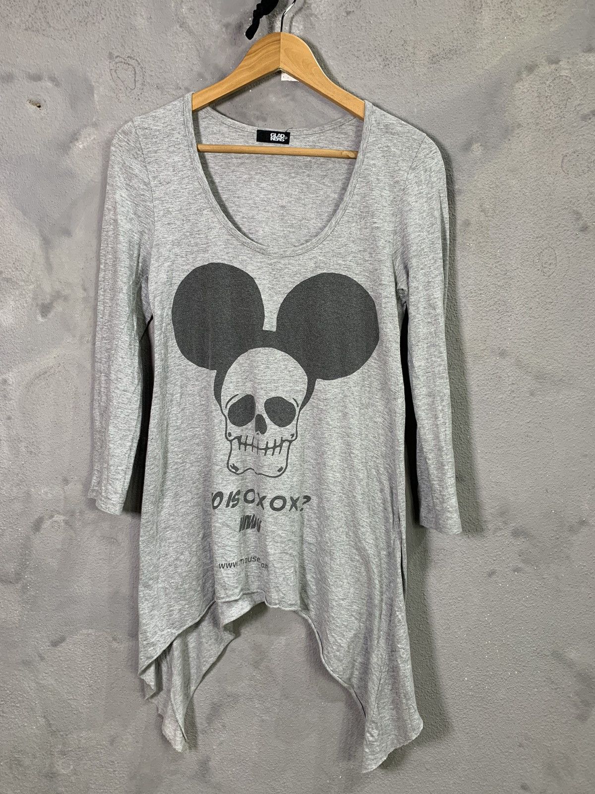 Glad News Mouse Big Logo Skull Shirt
