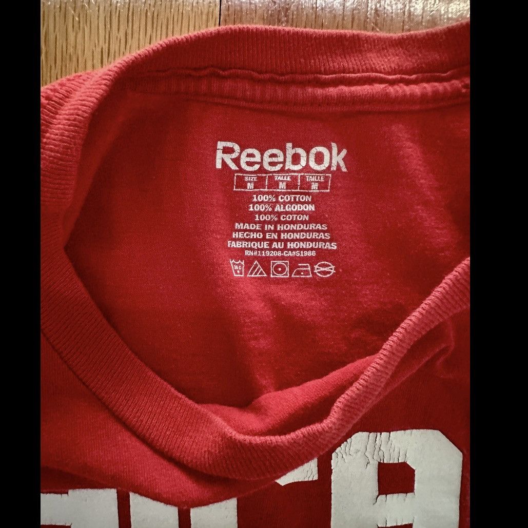 Reebok REEBOK CHICAGO BLACKHAWKS STANLEY CUP PLAYOFFS 2016 TSHIRT Size US M / EU 48-50 / 2 - 3 Thumbnail