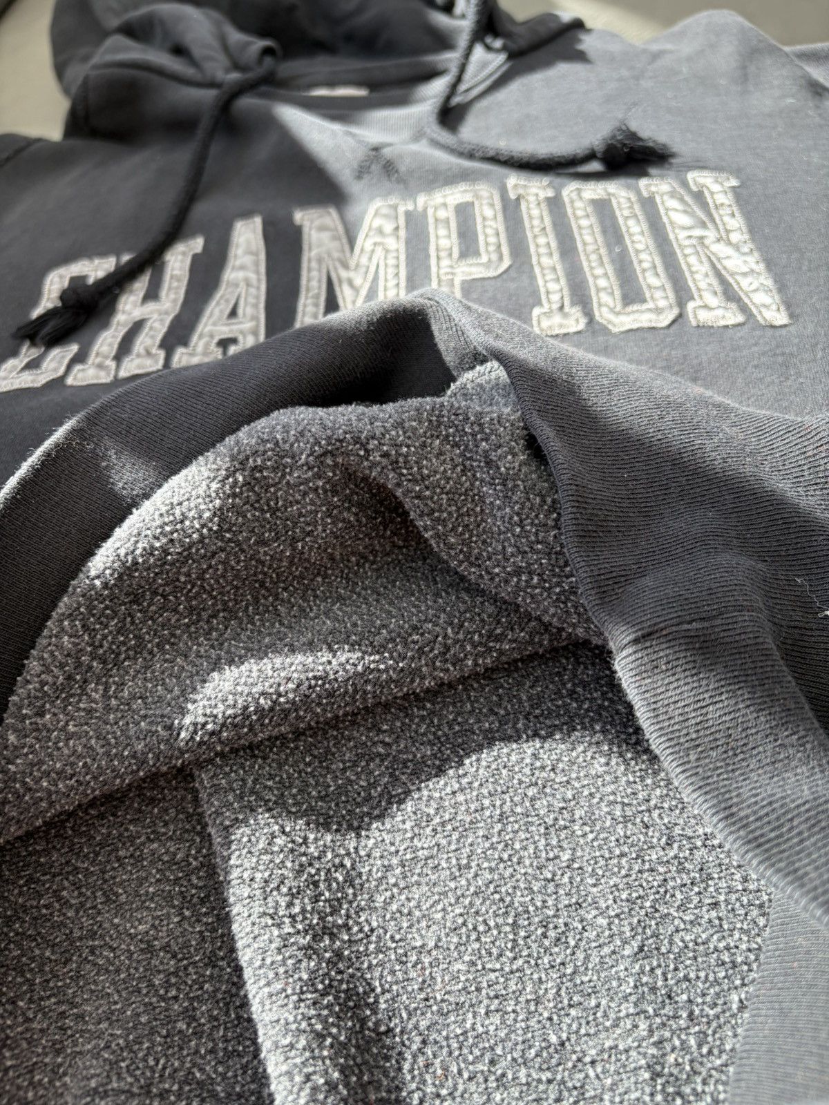 Champion Mid weight hoodie. Like new condition Size M / US 6-8 / IT 42-44 - 4 Thumbnail
