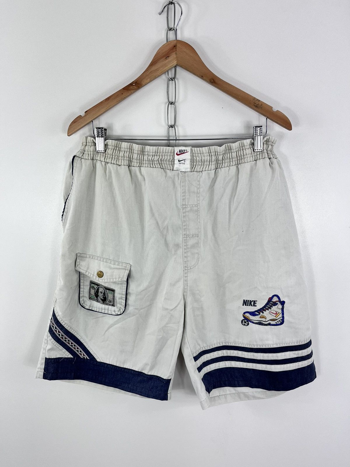 Vintage Vintage Custom Cargo Shorts Embroidery Logo Nike x Dollars Size US 36 / EU 52 - 1 Thumbnail