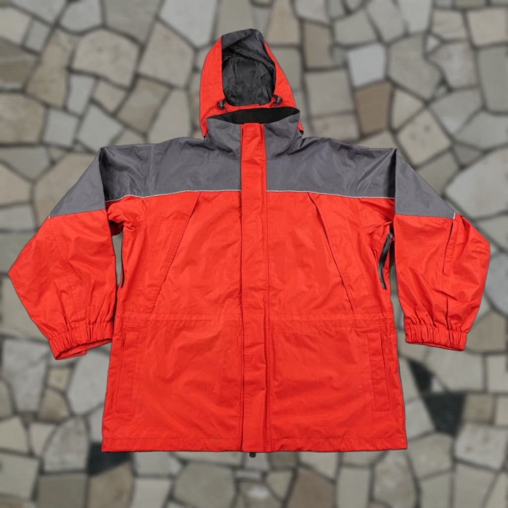 Marlboro VINTAGE Marlboro Jacket Mens XL Red Black Star Waterproof Rain Coat Parka Zip Up Hoodie Windproof Pockets Full Zip Mid-Length Regular Size US XL / EU 56 / 4 - 1 Thumbnail