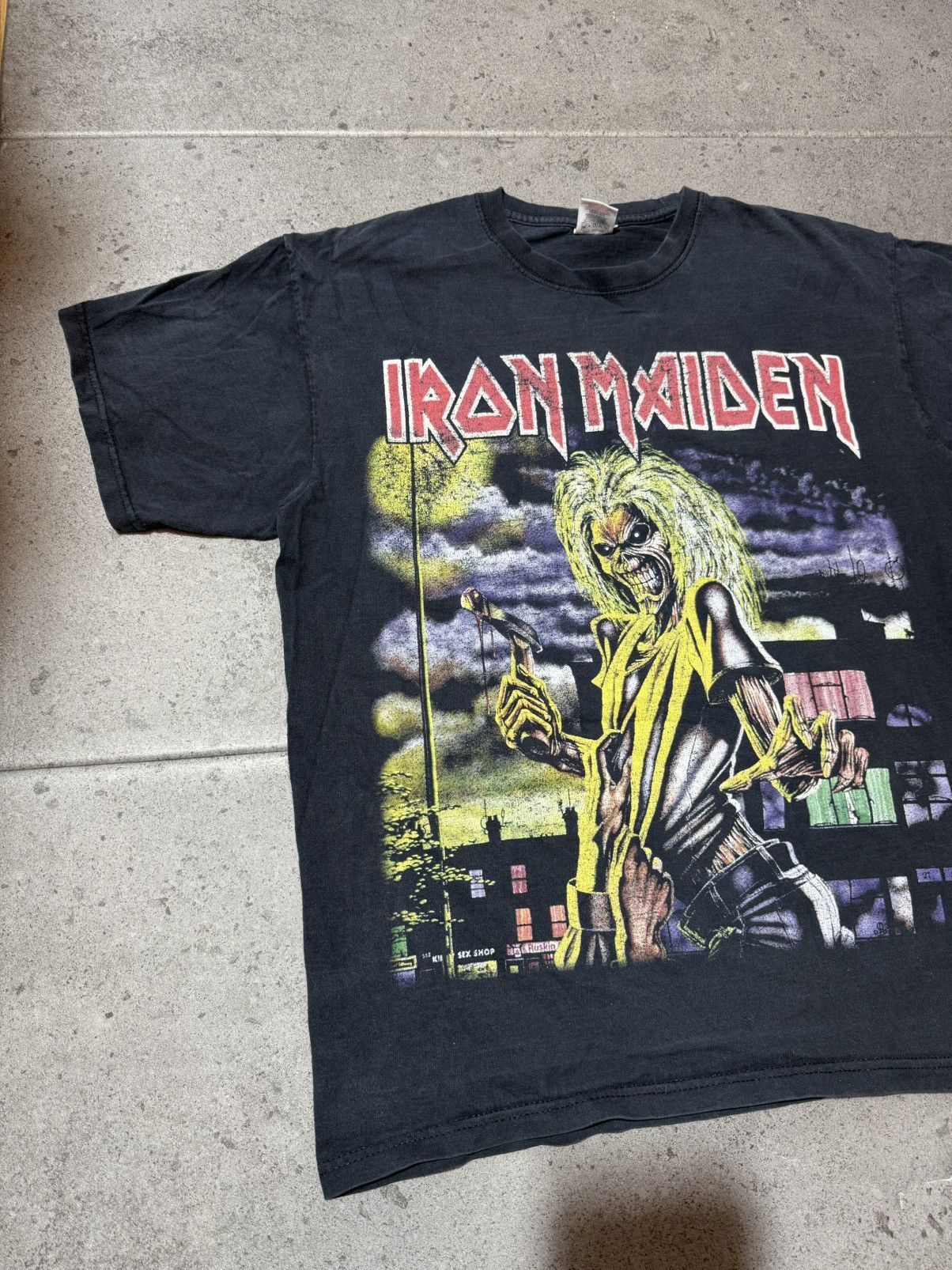 Band Tees × Iron Maiden × Vintage Vintage 2000s Iron Maiden Killers Band Tee faded metal rock Size US L / EU 52-54 / 3 - 3 Thumbnail