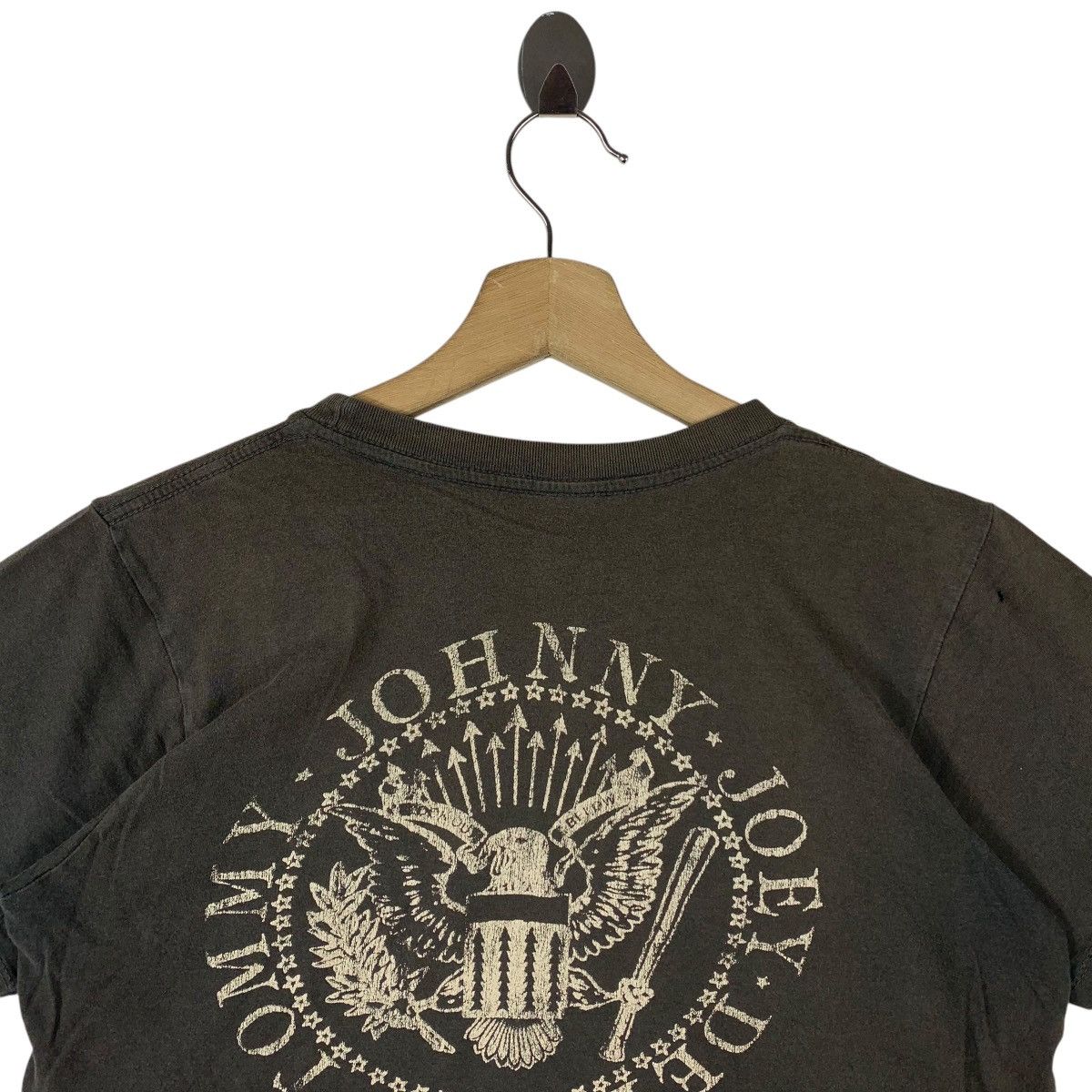 Band Tees × Vintage Vintage RAMONES johnny printed tee Size US S / EU 44-46 / 1 - 10 Thumbnail