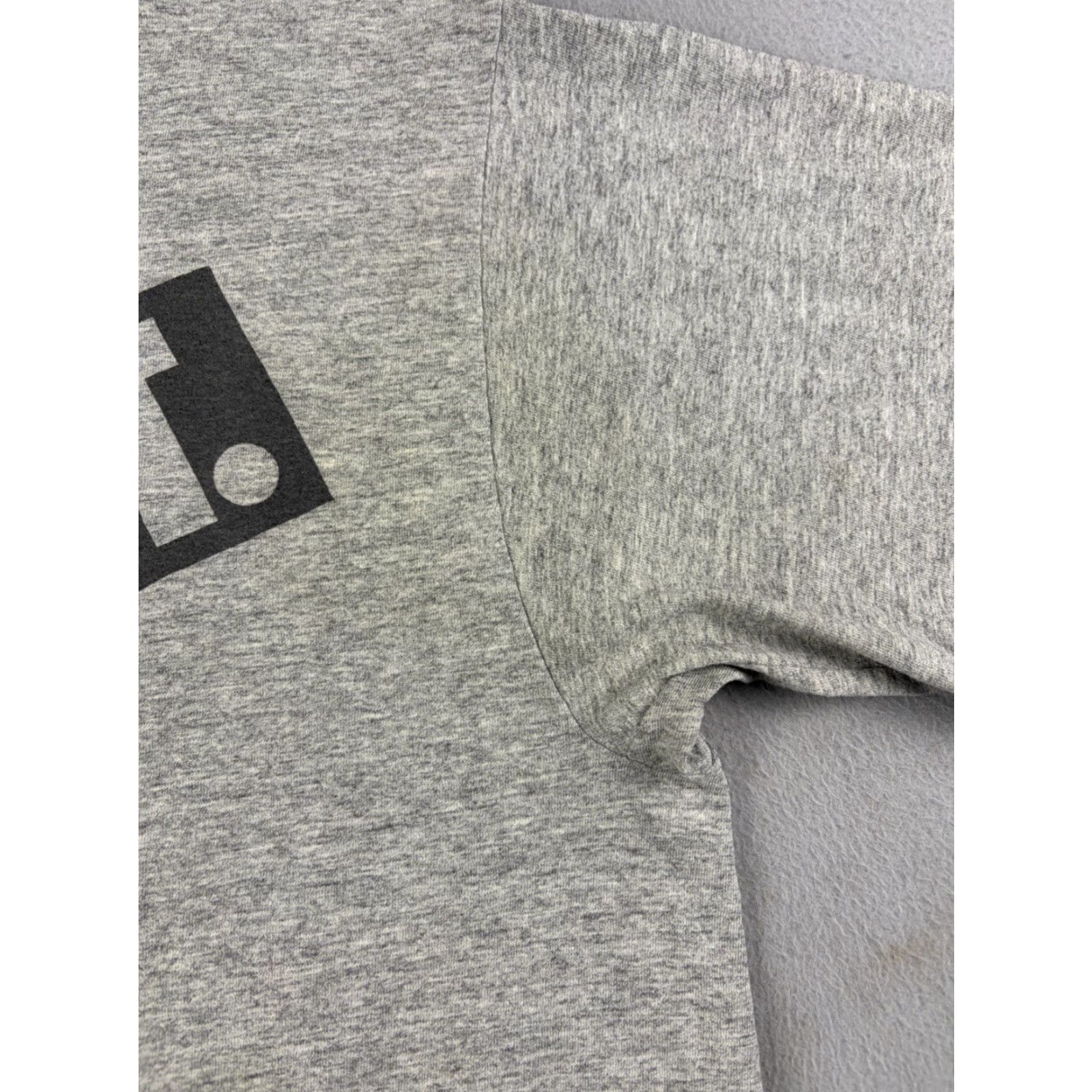 Nike VINTAGE Nike Gray Tag T Shirt XL Gray Swoosh Logo USA 80s Crew Neck Short Sleeve Men Cotton Logo USA 80s Nike Shirt XL Mens Size US XL / EU 56 / 4 - 3 Thumbnail