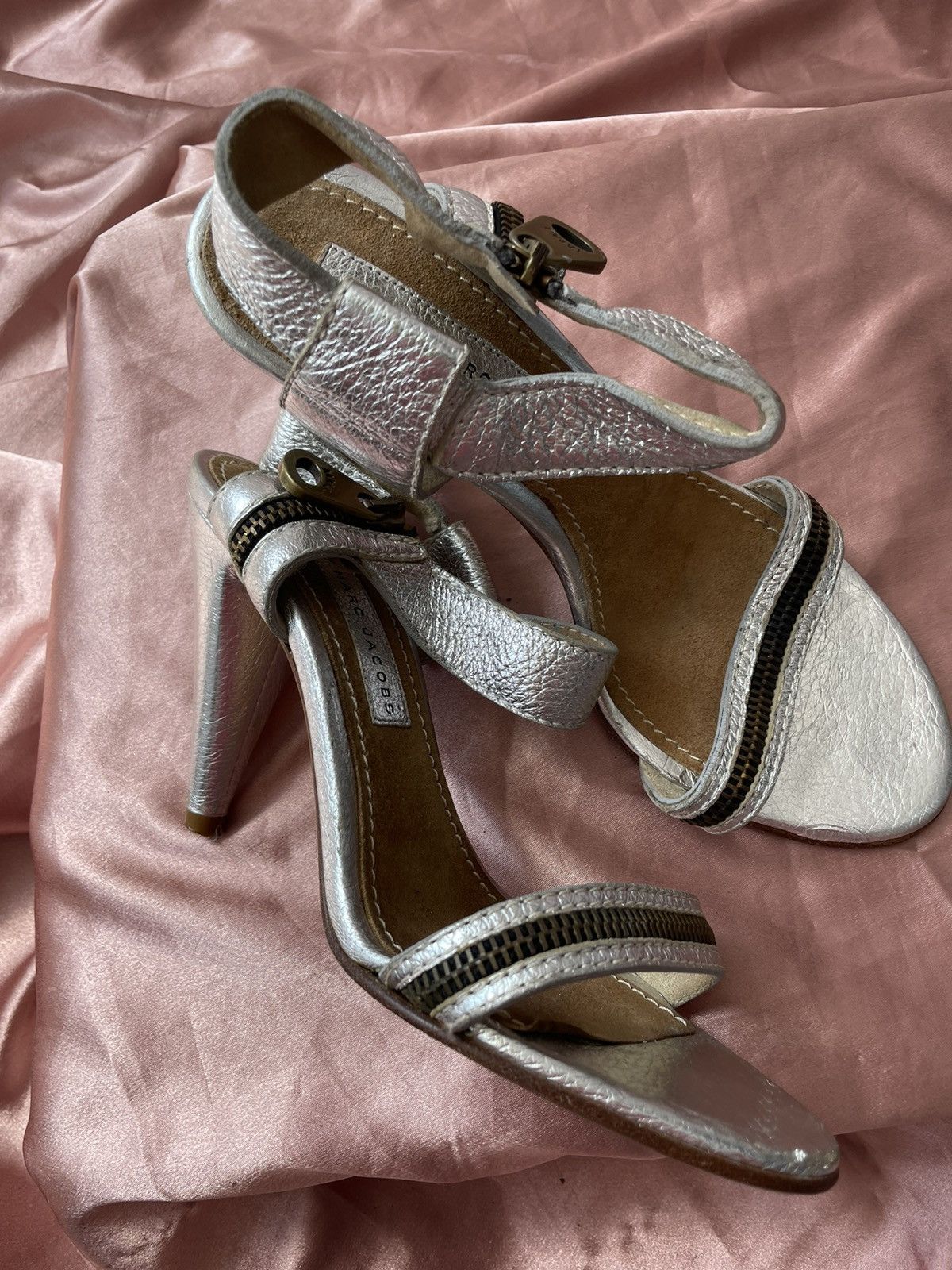 Marc by Marc Jacobs Marc by Marc Jacobs heels Size US 7.5 / IT 37.5 - 7 Thumbnail