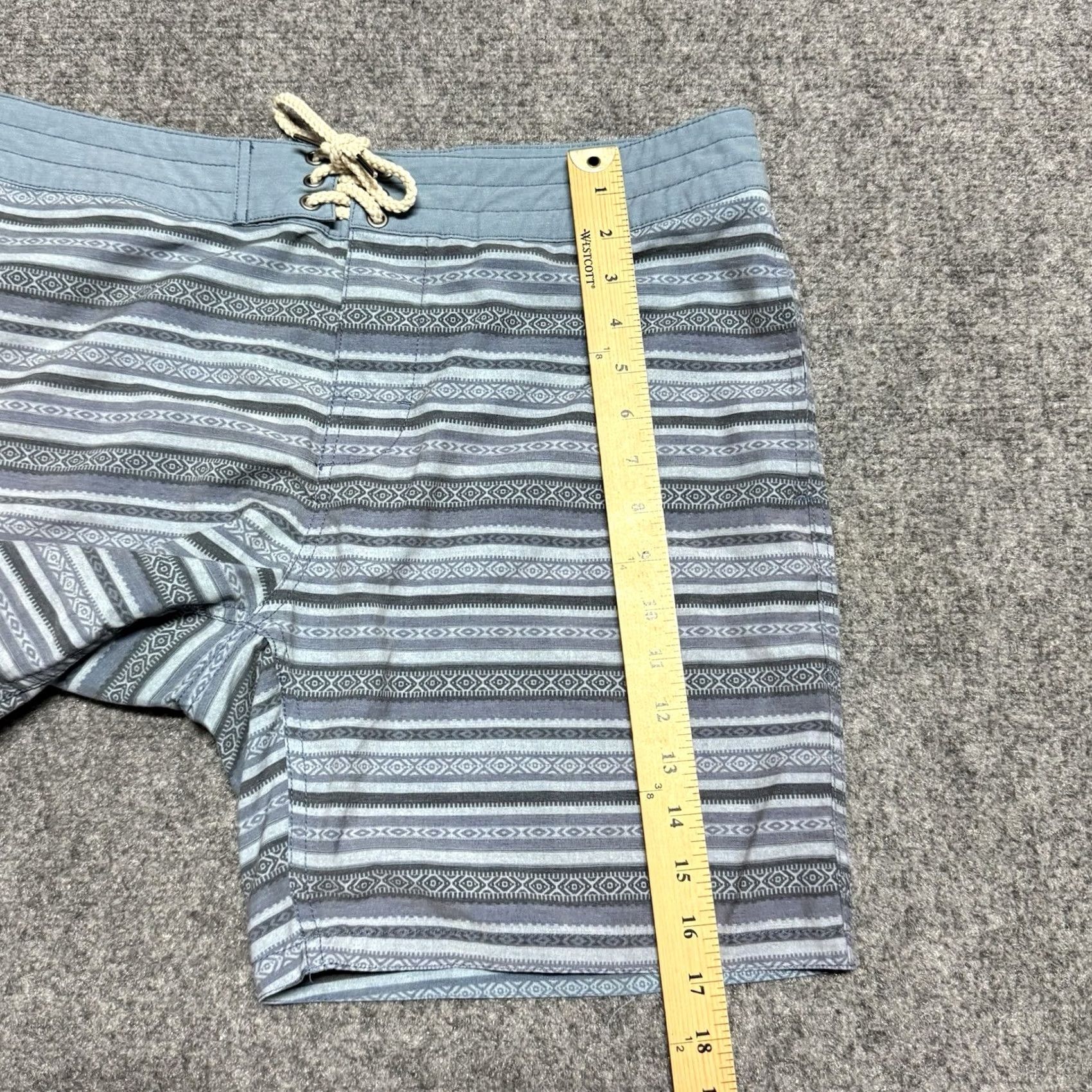 Faherty Faherty Boardshorts Mens 34 Classic Blue Falls Ikat Swim Shorts Bathing Suit Geometric Beach Size US 34 / EU 50 - 6 Thumbnail