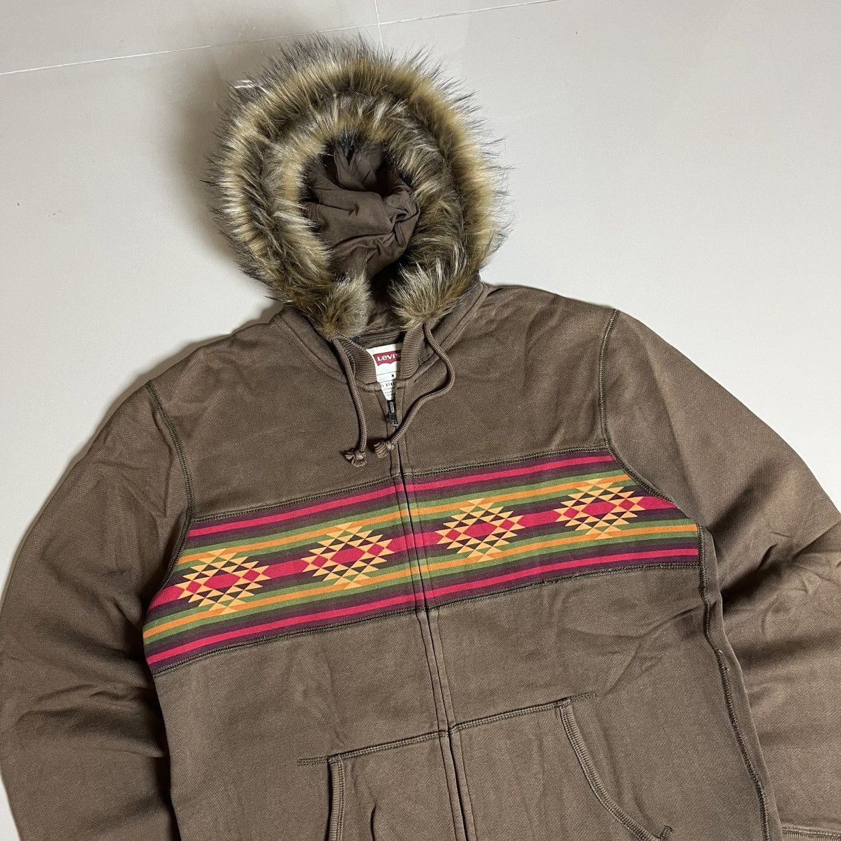 Japanese Brand Vtg Levi’s Faux Fur Tribal Zip Hoodie – Rare Outdoor Style Size US L / EU 52-54 / 3 - 2 Thumbnail
