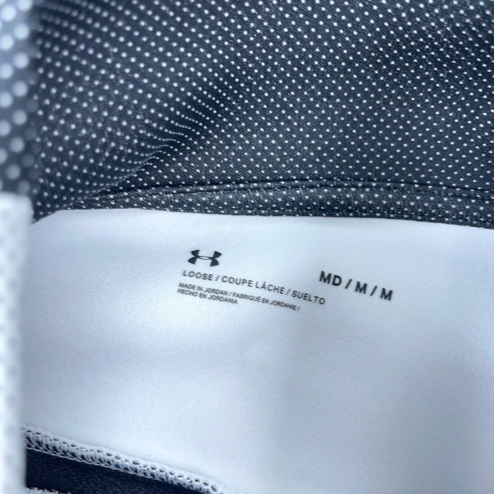 Under Armour Under Armour Sweatshirt Women M White Black Pullover Mock Neck Jersey Logo Breathable Moisture Wicking All Seasons Pockets Performance Sports Size M / US 6-8 / IT 42-44 - 4 Thumbnail
