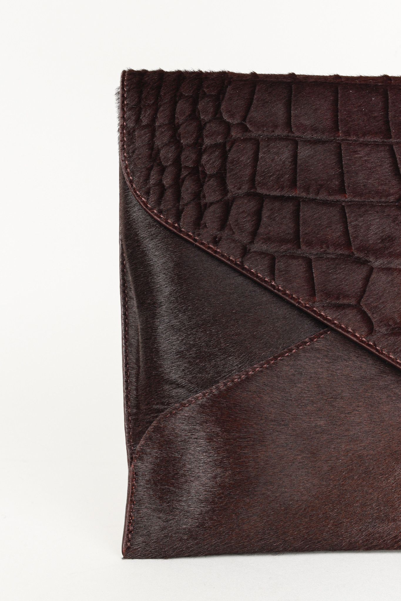 Mulberry Mulberry Willow Burgundy Croc Embossed Pony Hair Clutch Size ONE SIZE - 6 Thumbnail