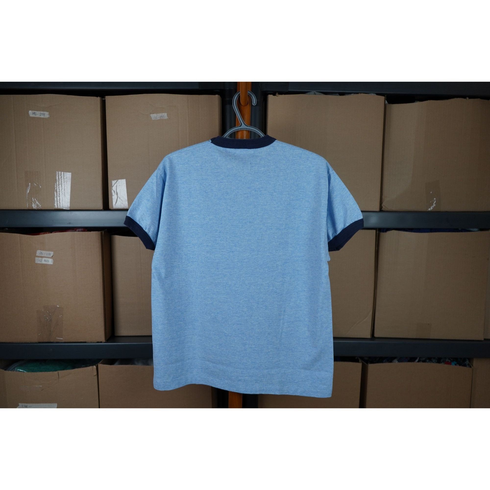 Vintage Vintage Blue Tshirt Women's L 90s Made In USA #456 Size L / US 10 / IT 46 - 2 Thumbnail