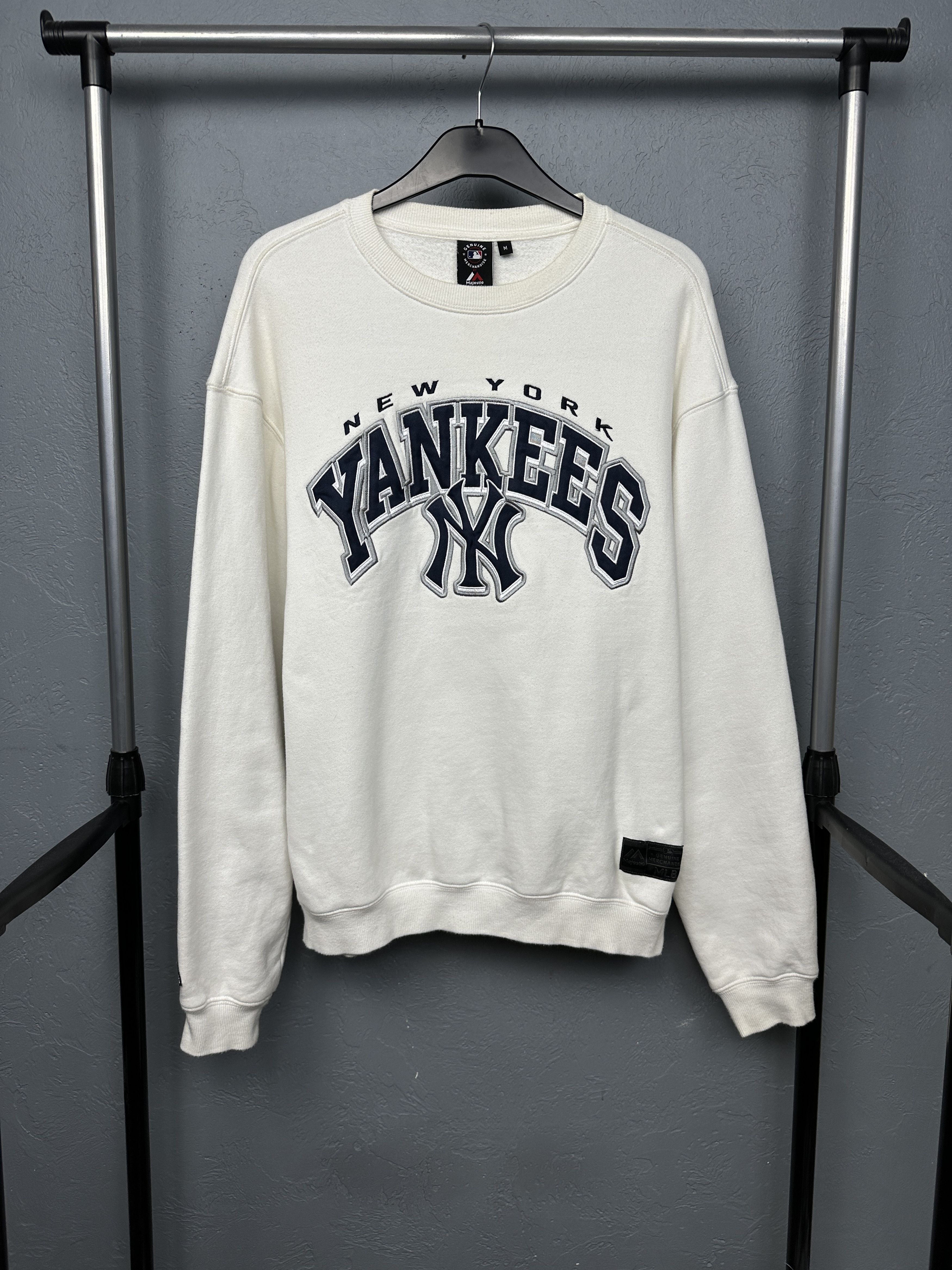 New York Yankees New York Yankees Mens Big Logo Sweatshirt Size US M / EU 48-50 / 2 - 1 Thumbnail