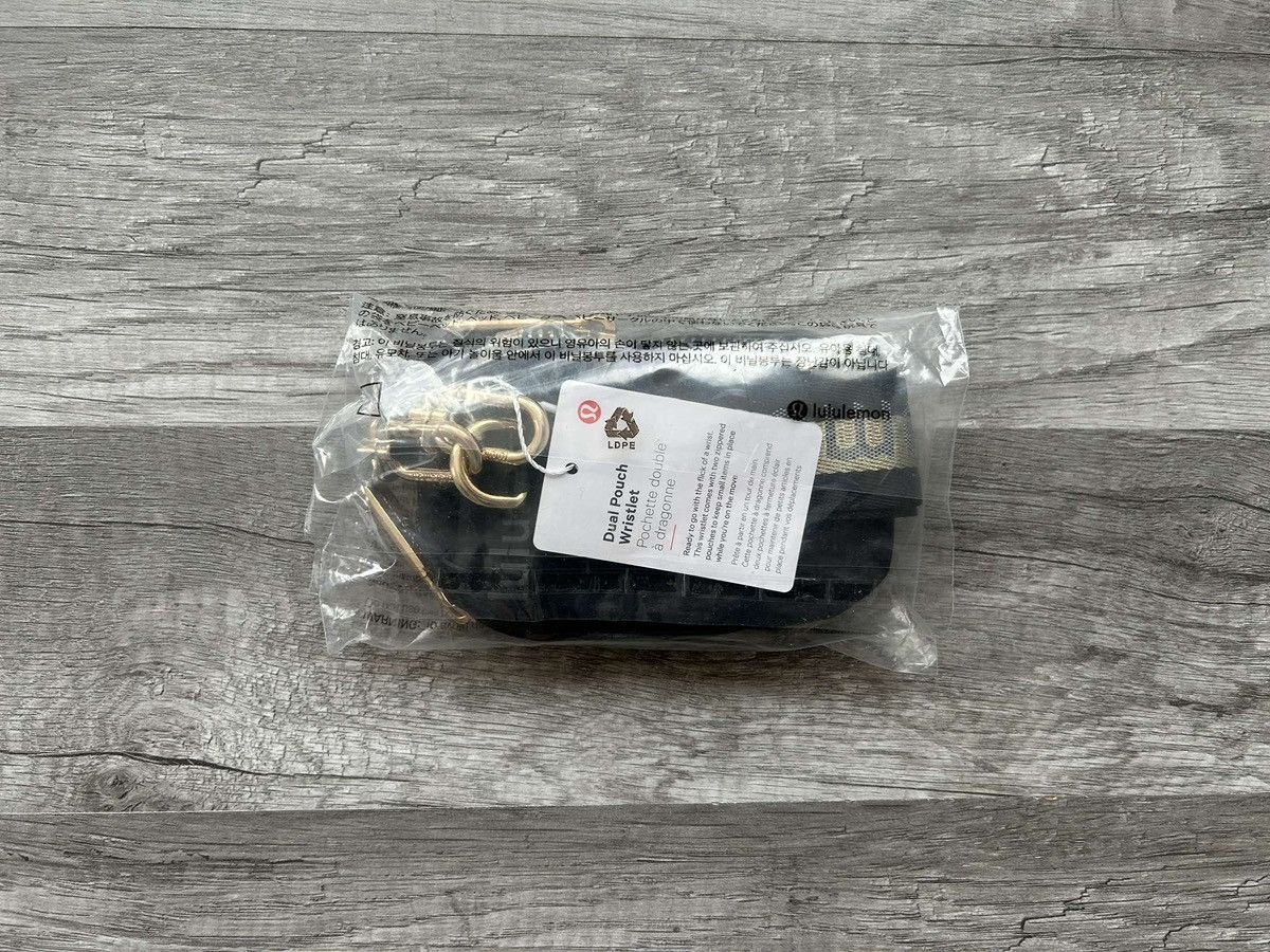 Lululemon Lululemon Dual Pouch Wristlet Wallet Black and Gold Wordmark Size ONE SIZE - 8 Thumbnail