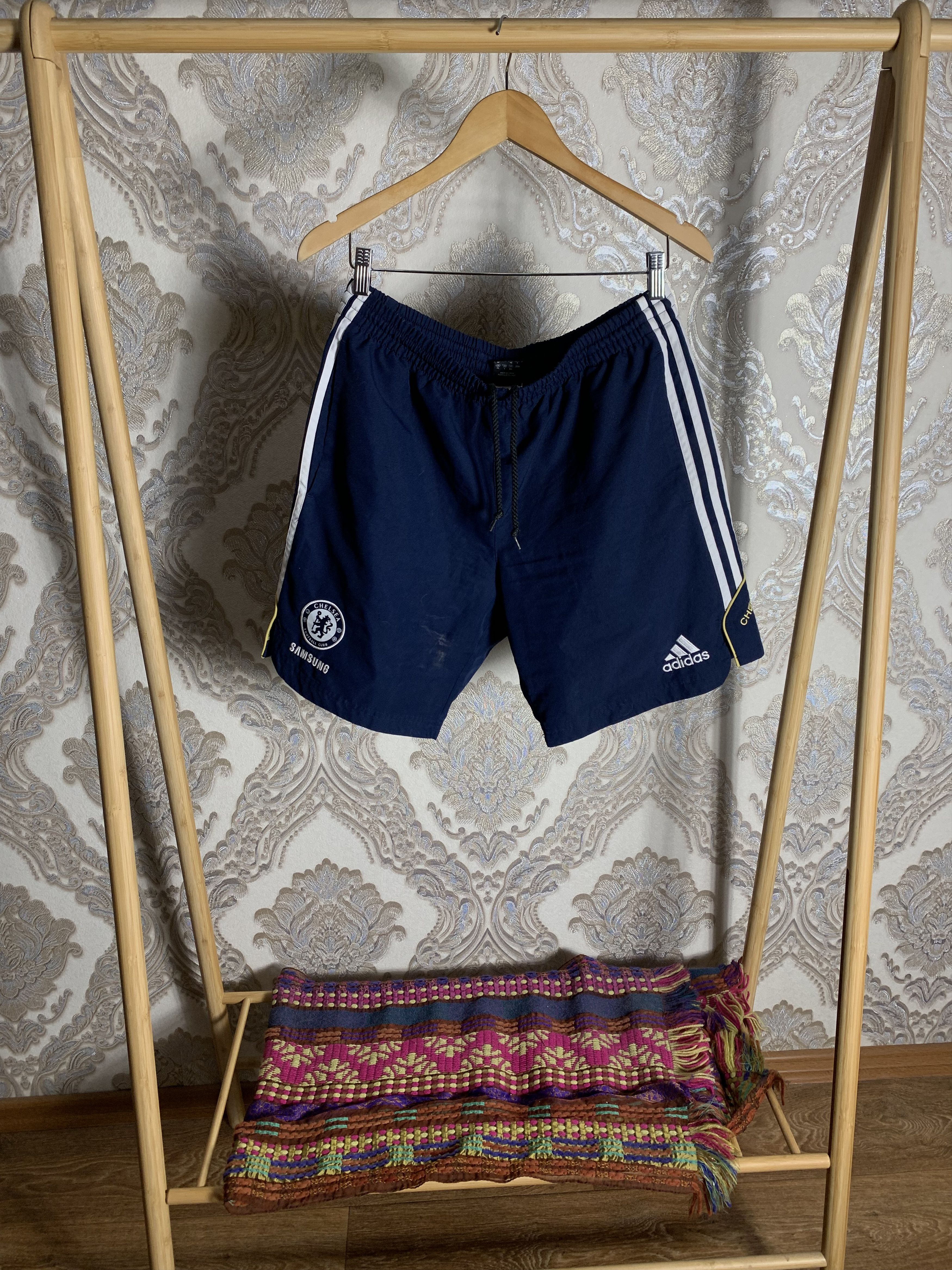 Adidas VINTAGE ADIDAS FC CHELSEA LONDON ENGLAND SOCCER JERSEY RETRO Size US 36 / EU 52 - 1 Thumbnail