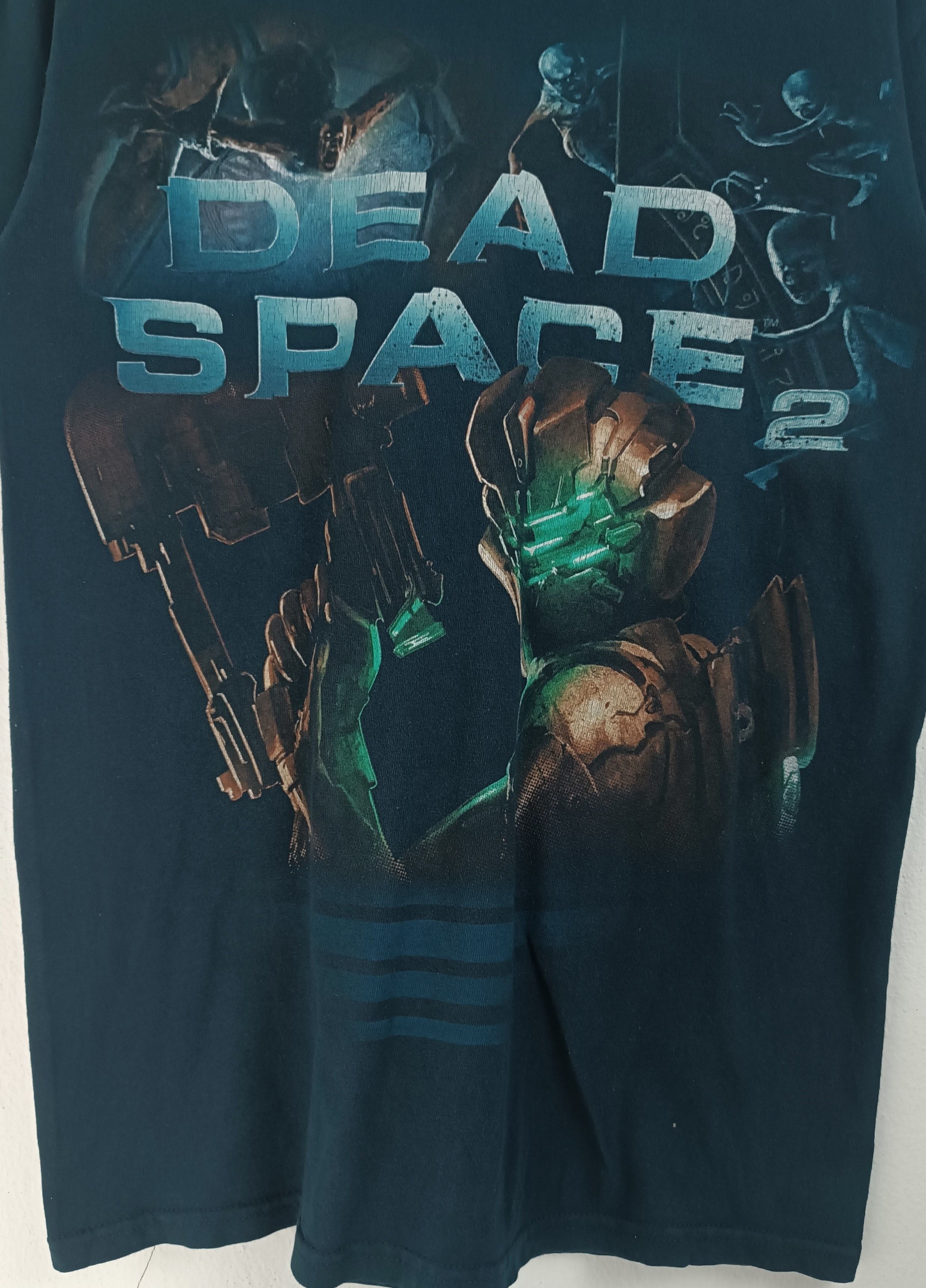 Microsoft VINTAGE 2011 DEAD SPACE GAME FADED TEE alien bioshock gta5 Size US S / EU 44-46 / 1 - 7 Thumbnail