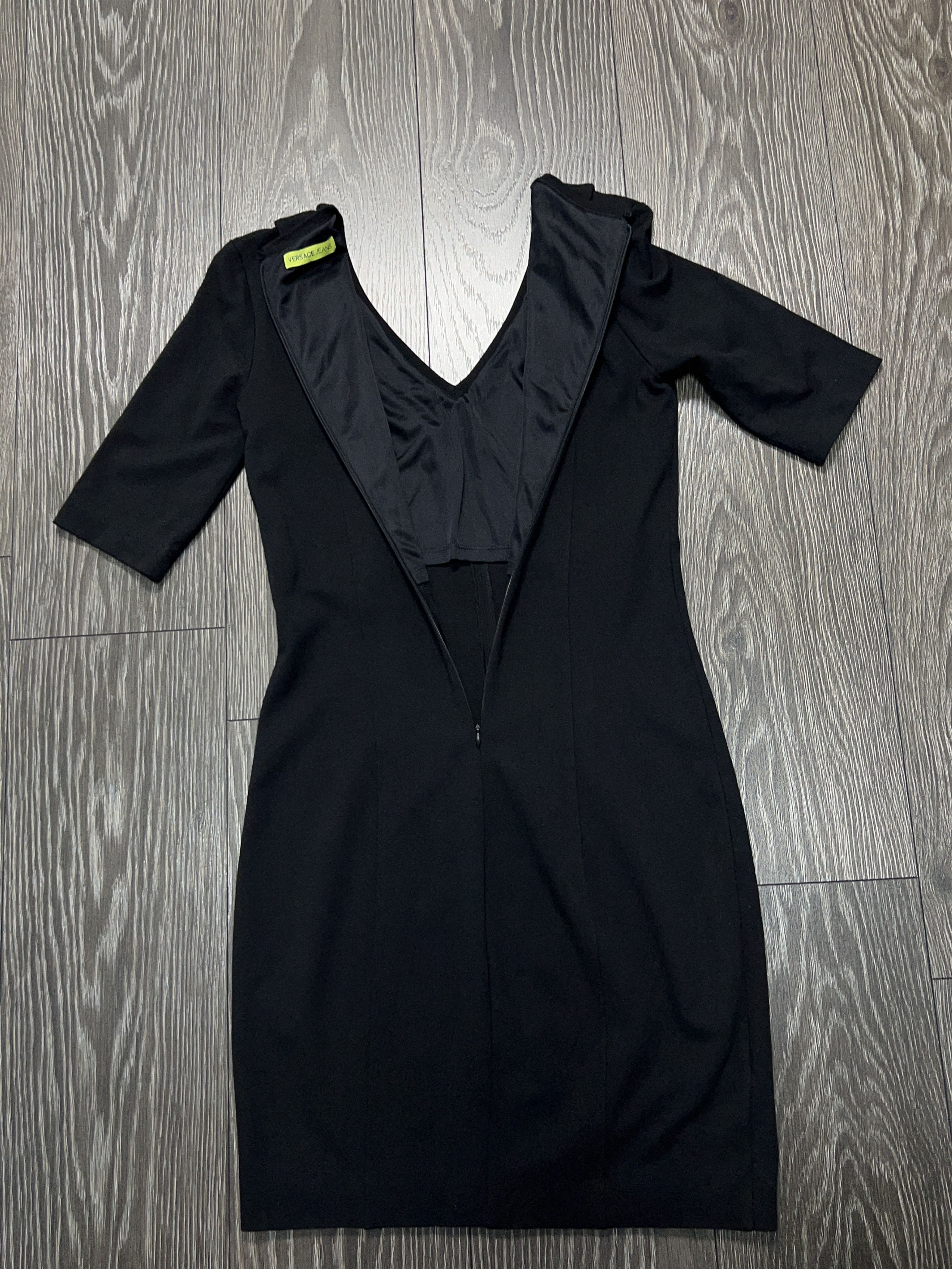 Versace Jeans Couture Versace Jeans Dress Short Sleeve Knee Length Size IT 44 US 8 Size M / US 6-8 / IT 42-44 - 15 Thumbnail