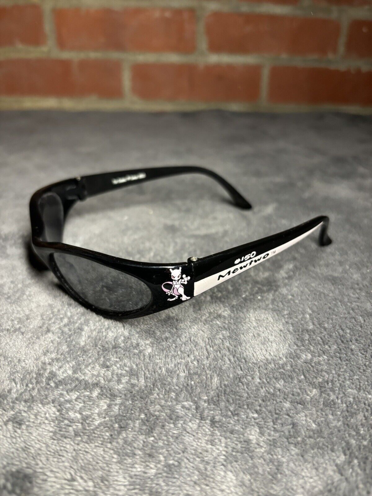 Pokemon Vintage 1990 Pokemon Sunglasses Nintendo Mew Two Youth Size Size ONE SIZE - 3 Thumbnail