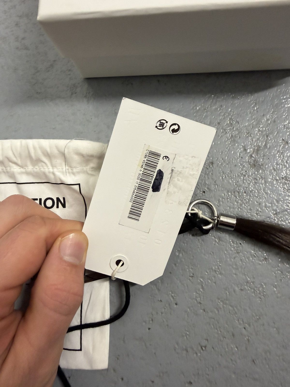 H&M × Maison Margiela Maison Margiela x H&M Re-Edition Brown Hair Necklace Size ONE SIZE - 5 Thumbnail