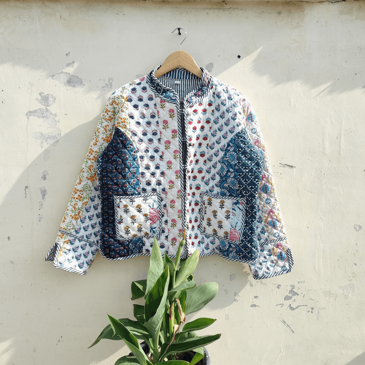 Handmade Quilted Jacket, Bohemian Winter Coat Reversible Short Jacket Size M / US 6-8 / IT 42-44 - 7 Thumbnail