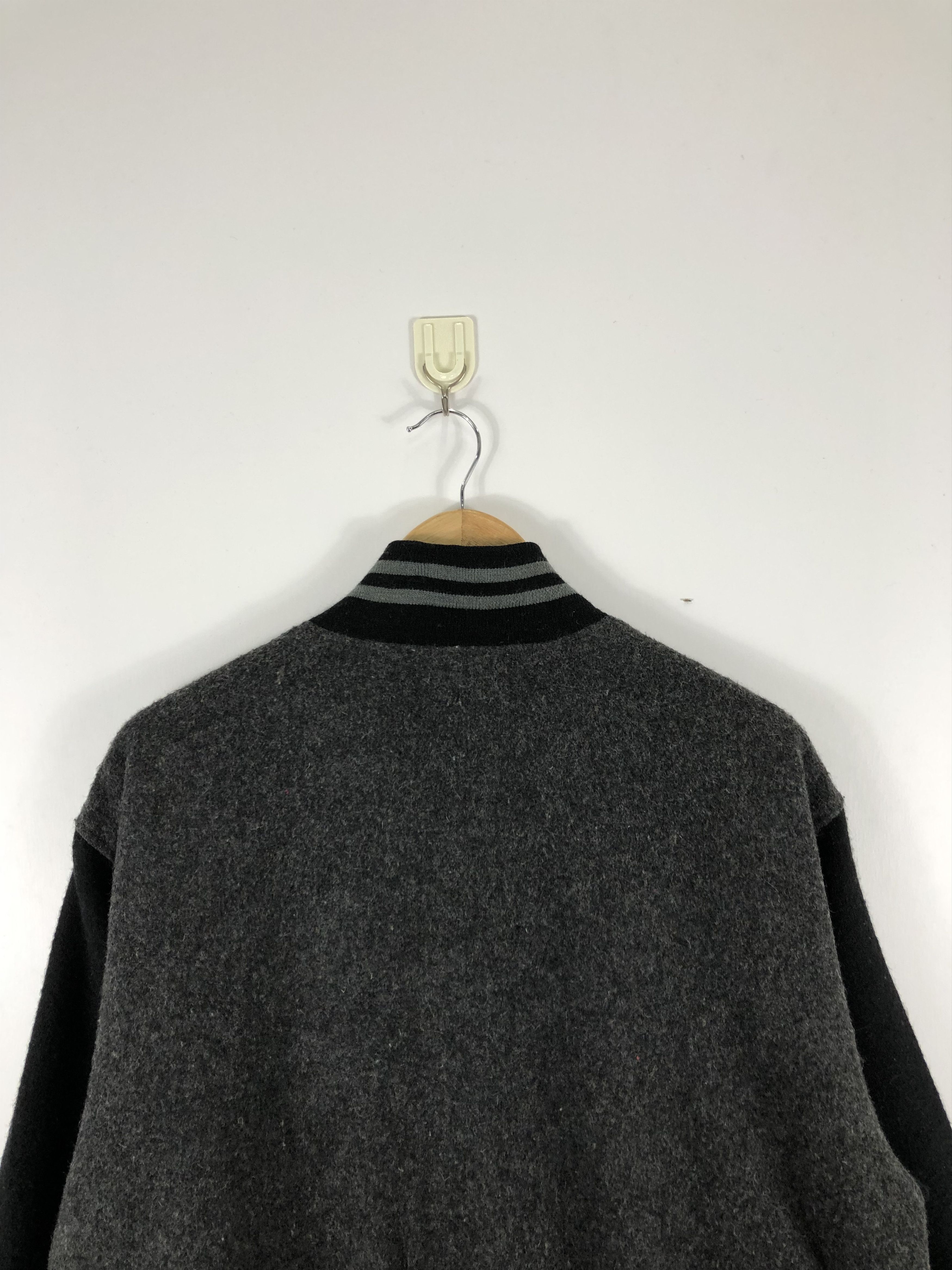 Japanese Brand Vintage 90s Japanese Brand Embroidery Varsity Jacket V0276 Size US L / EU 52-54 / 3 - 4 Thumbnail