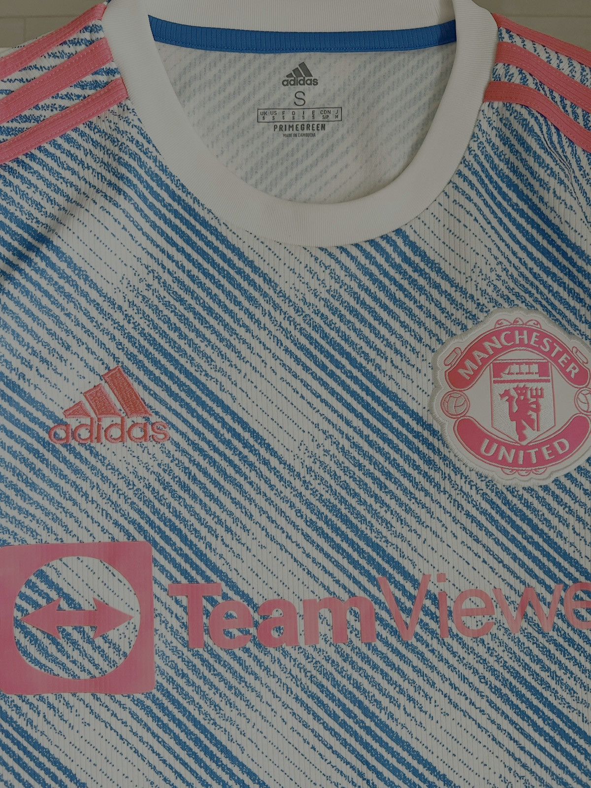 Adidas Manchester United Away Football shirt 2021/2022 Adidas Size US S / EU 44-46 / 1 - 2 Thumbnail