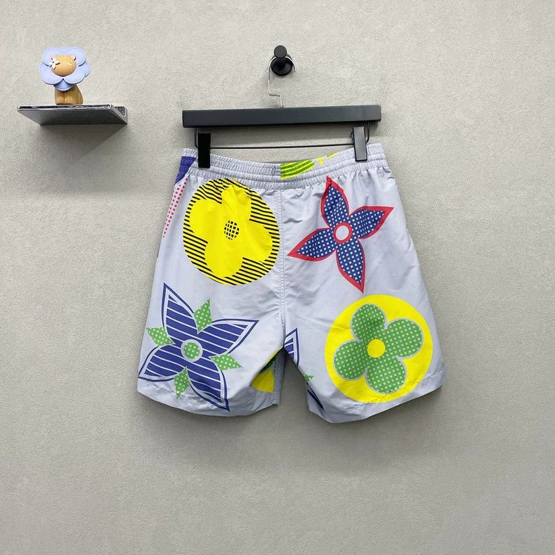Louis Vuitton Louis Vuitton size s Baby Blue Casual Beach Shorts 2503-Ne Size US 28 / EU 44 - 2 Thumbnail