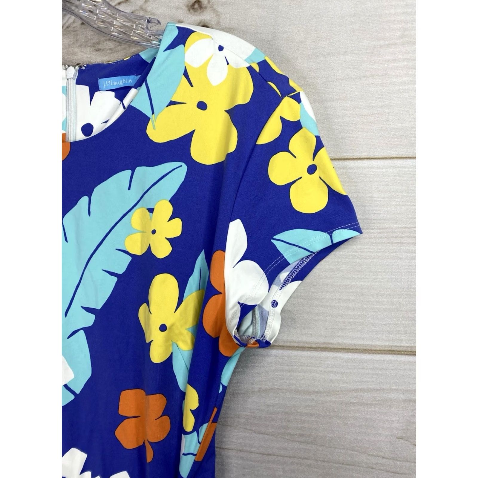 J.McLaughlin J. McLaughlin Elora Dress L Floral Crew Neck Short Sleeve Nylon Spandex Jersey Knee Length Blue Women's Knit Shift Size L / US 10 / IT 46 - 2 Thumbnail