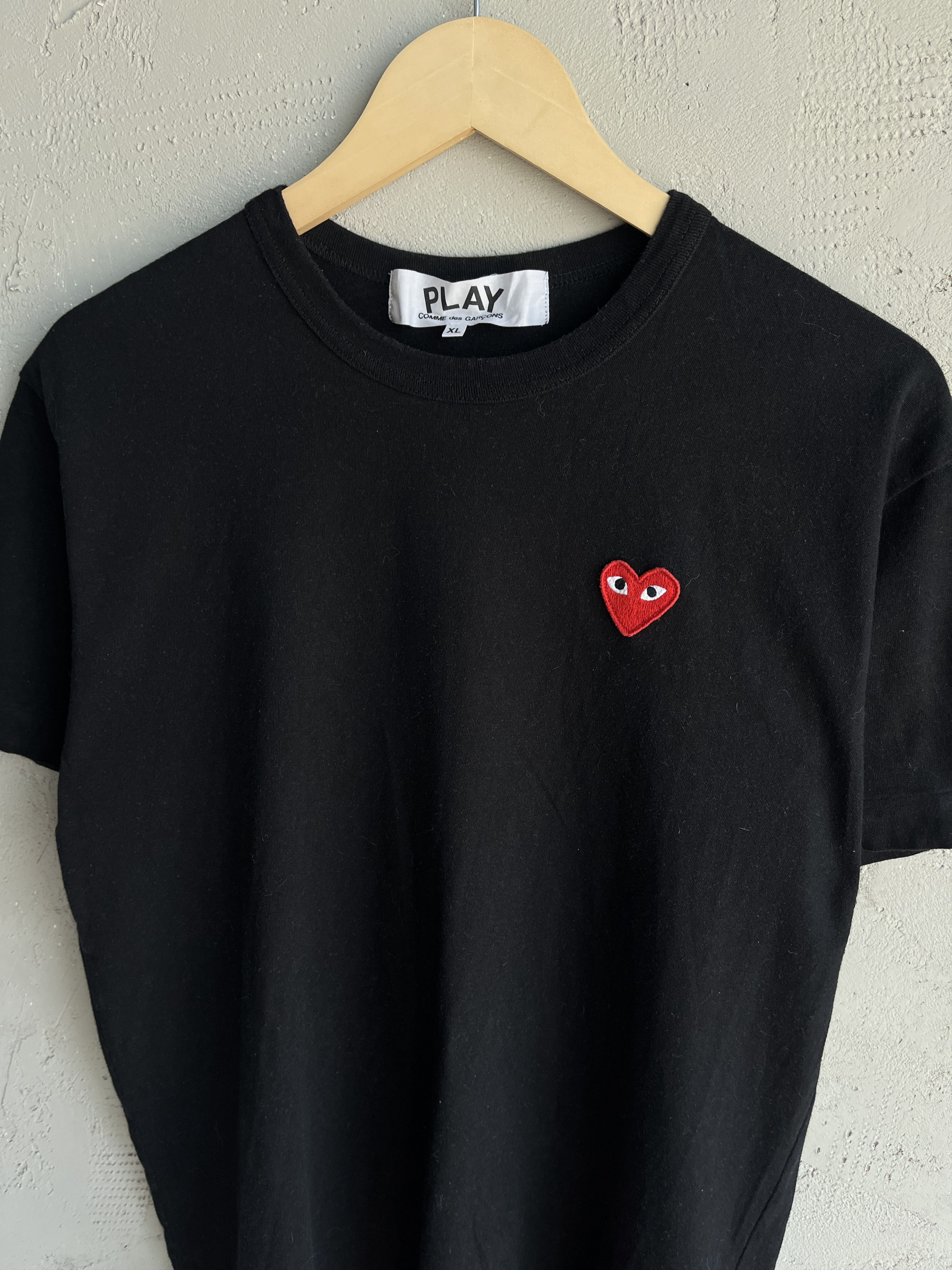 Comme des Garcons Comme des Garçons Play Small Logo Japanese Black T Shirt Size US XL / EU 56 / 4 - 2 Thumbnail
