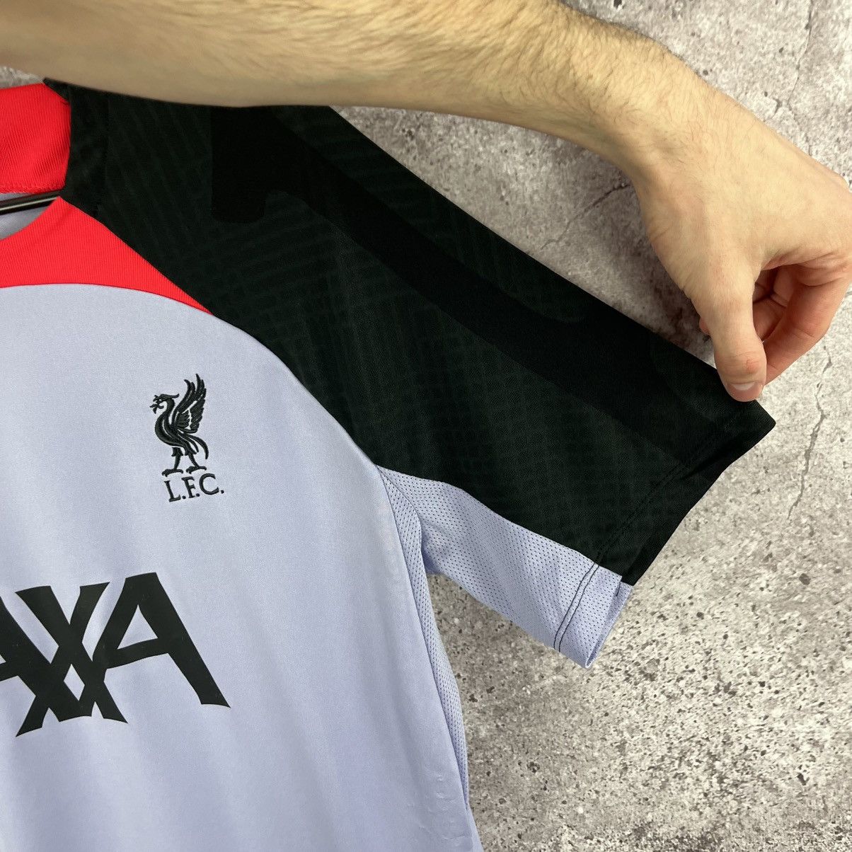 Nike Nike Liverpool 2022/23 Training Soccer Jersey Size L Size US L / EU 52-54 / 3 - 5 Thumbnail