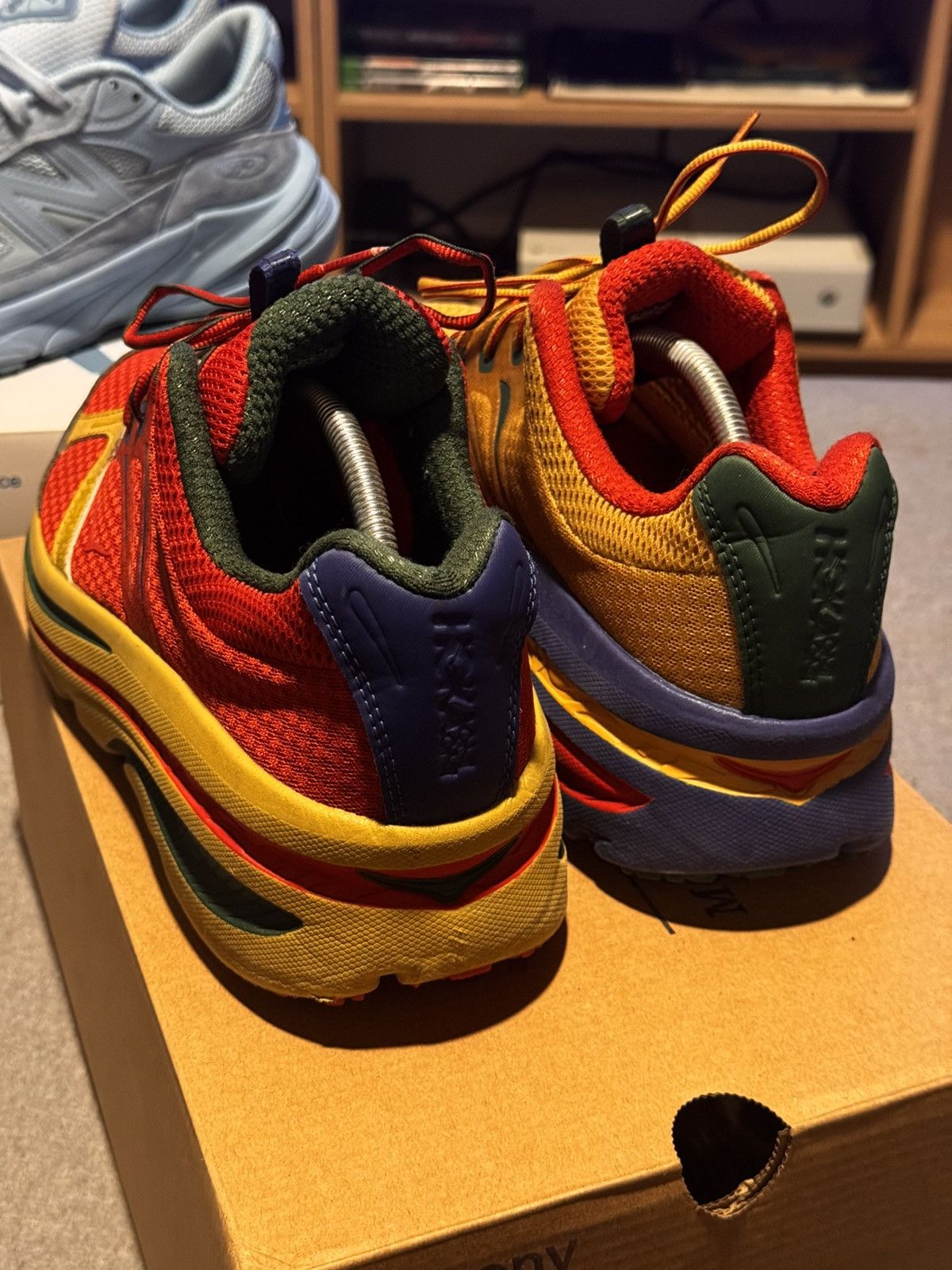 Engineered Garments × Hoka Hoka x Engineered Garments Bondi Multicolor US10 Size US 10 / EU 43 - 4 Thumbnail