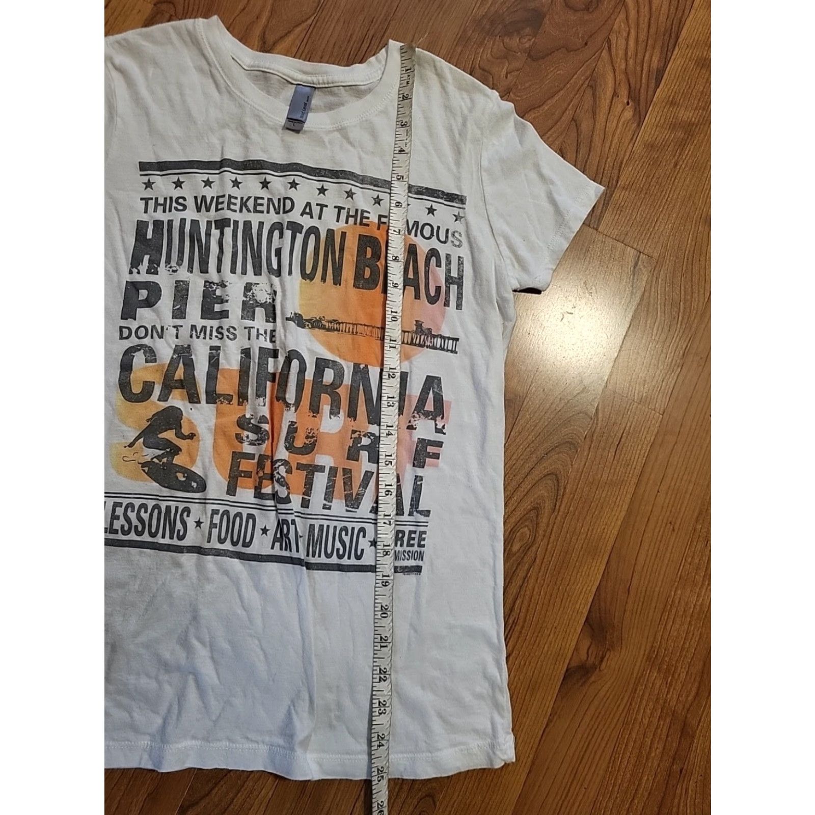 Next Level Next Level T-Shirt Womens Short Sleeve Huntington Beach Surf Festival White L, Beach, 32-34" chest, 200 char max Size L / US 10 / IT 46 - 3 Thumbnail